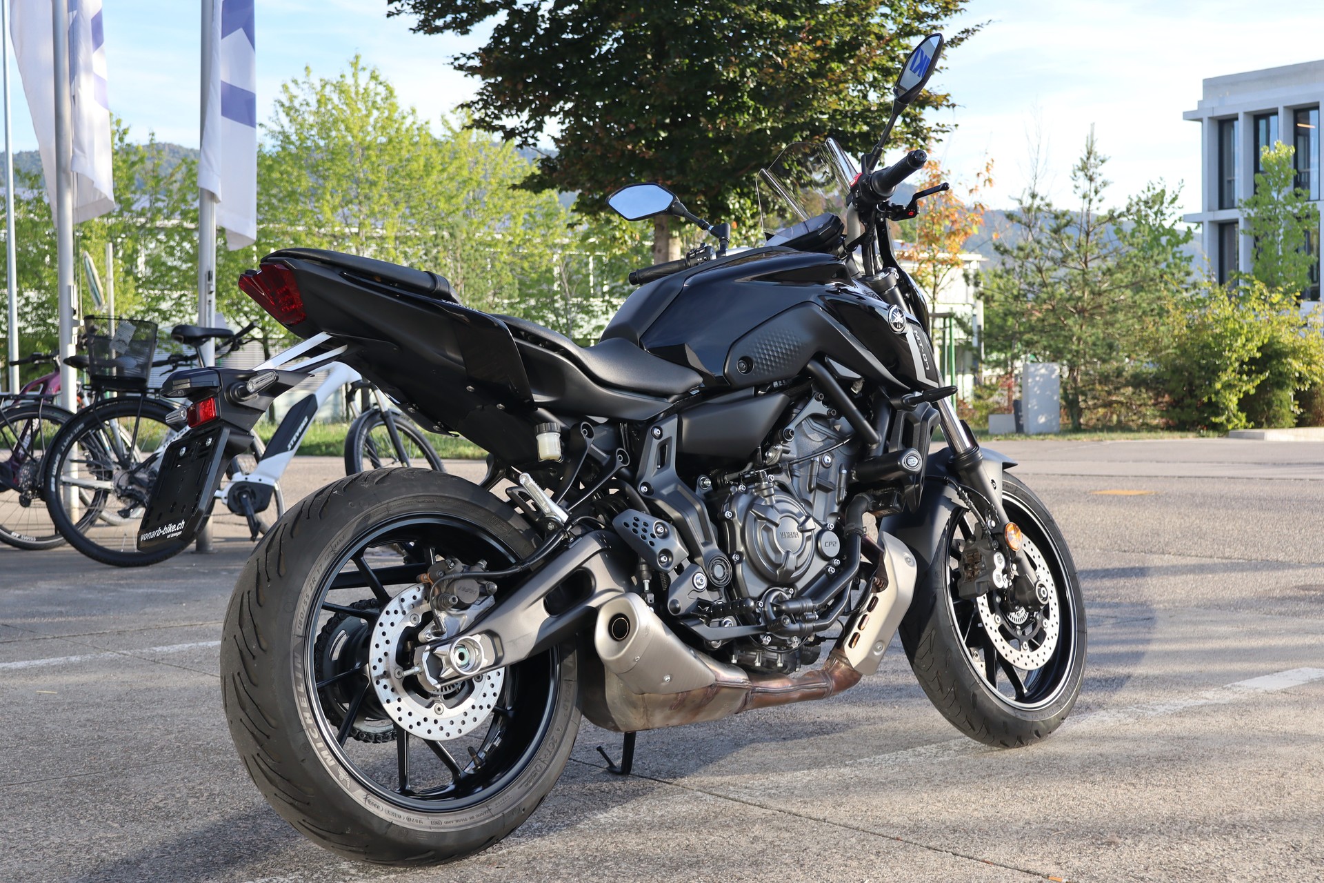 YAMAHA MT07A ABS-showroom-element-2