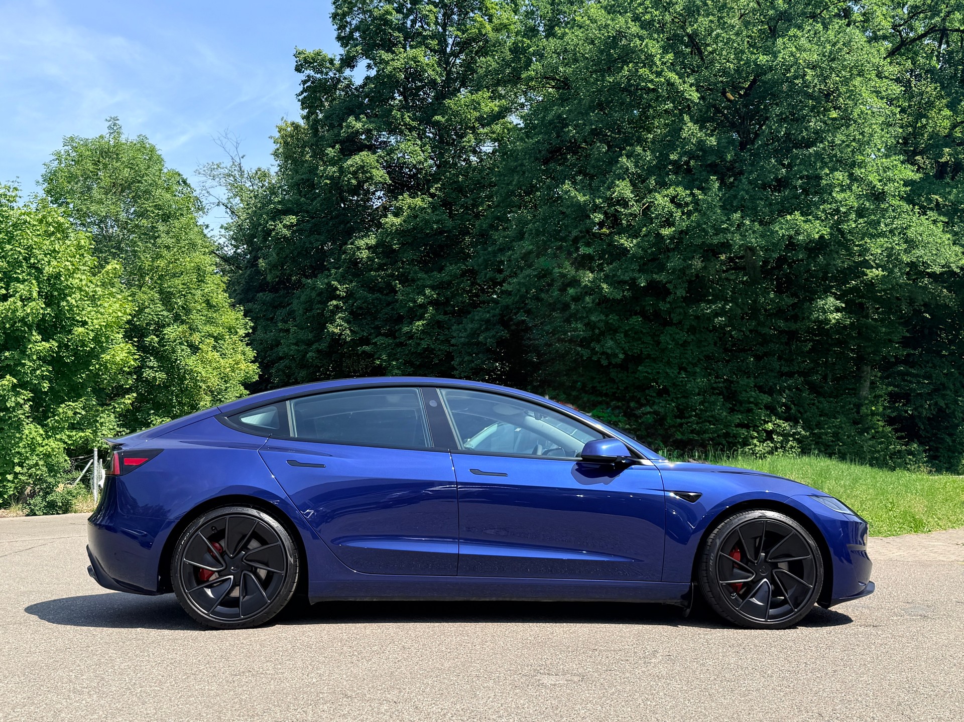 TESLA Performance-image-4