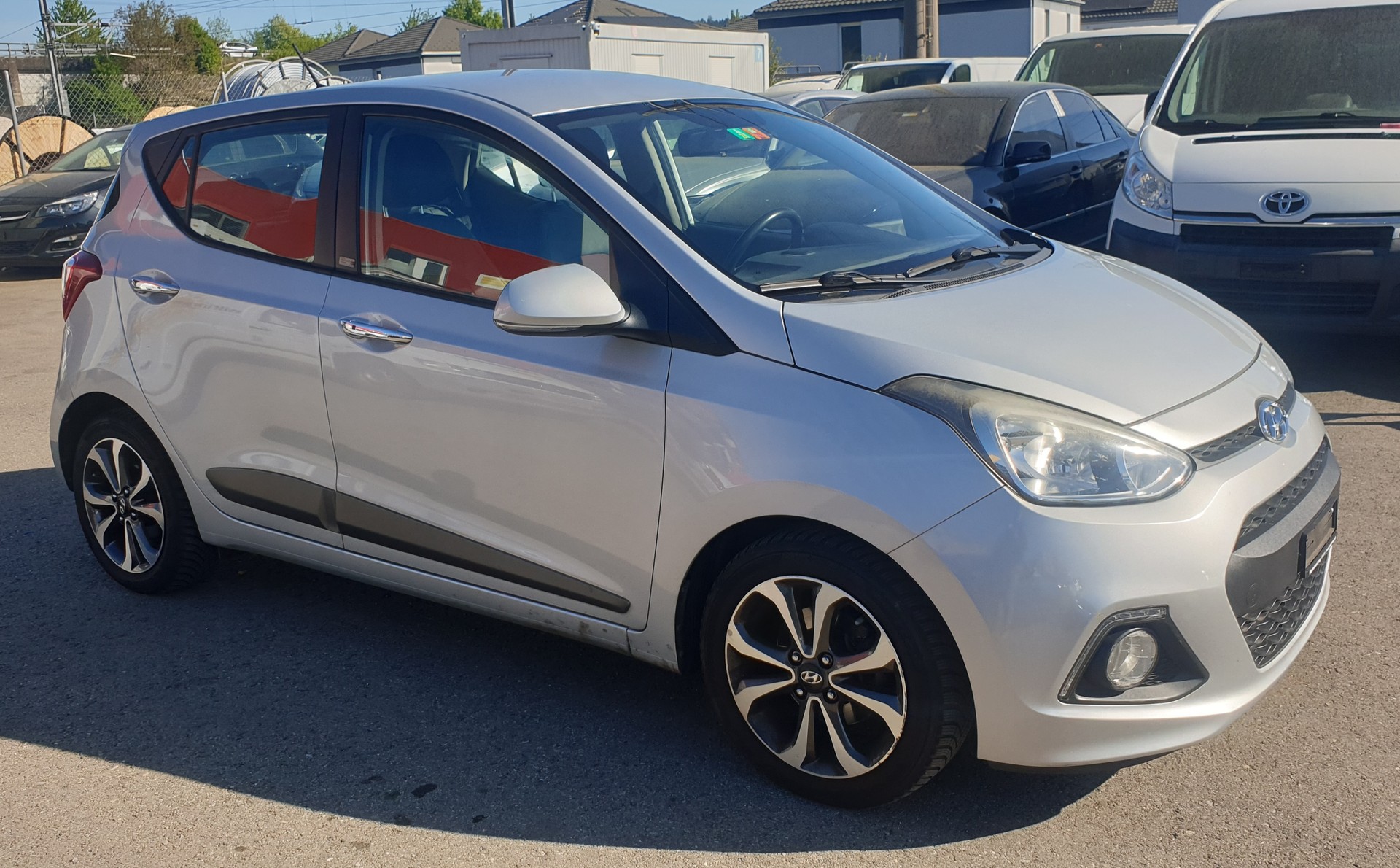 HYUNDAI i10 1.2 Amplia-image-5
