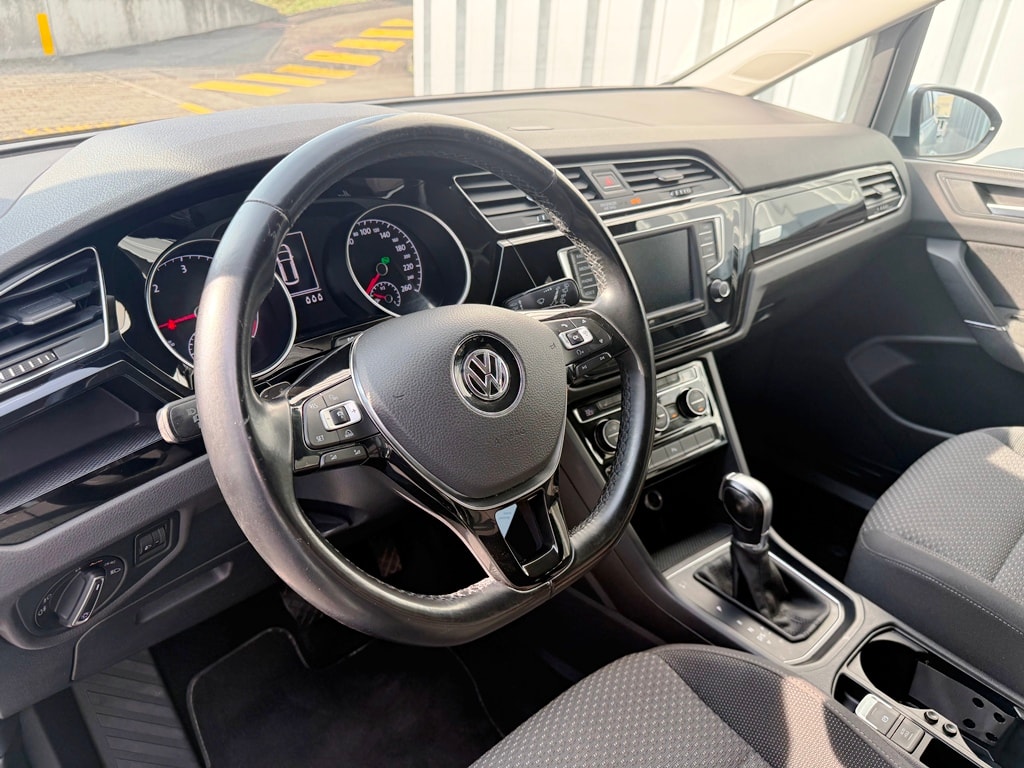 VW Touran 1.6 TDI BlueMotion Technology Comfortline DSG-image-6