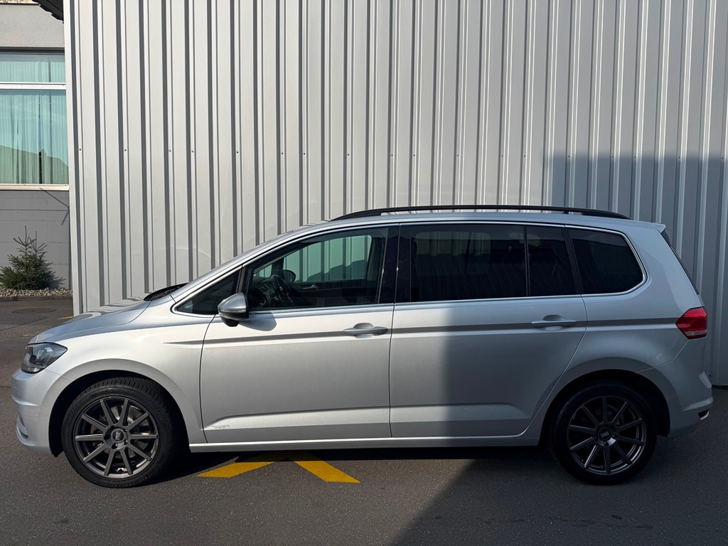 VW Touran 1.6 TDI BlueMotion Technology Comfortline DSG-image-2