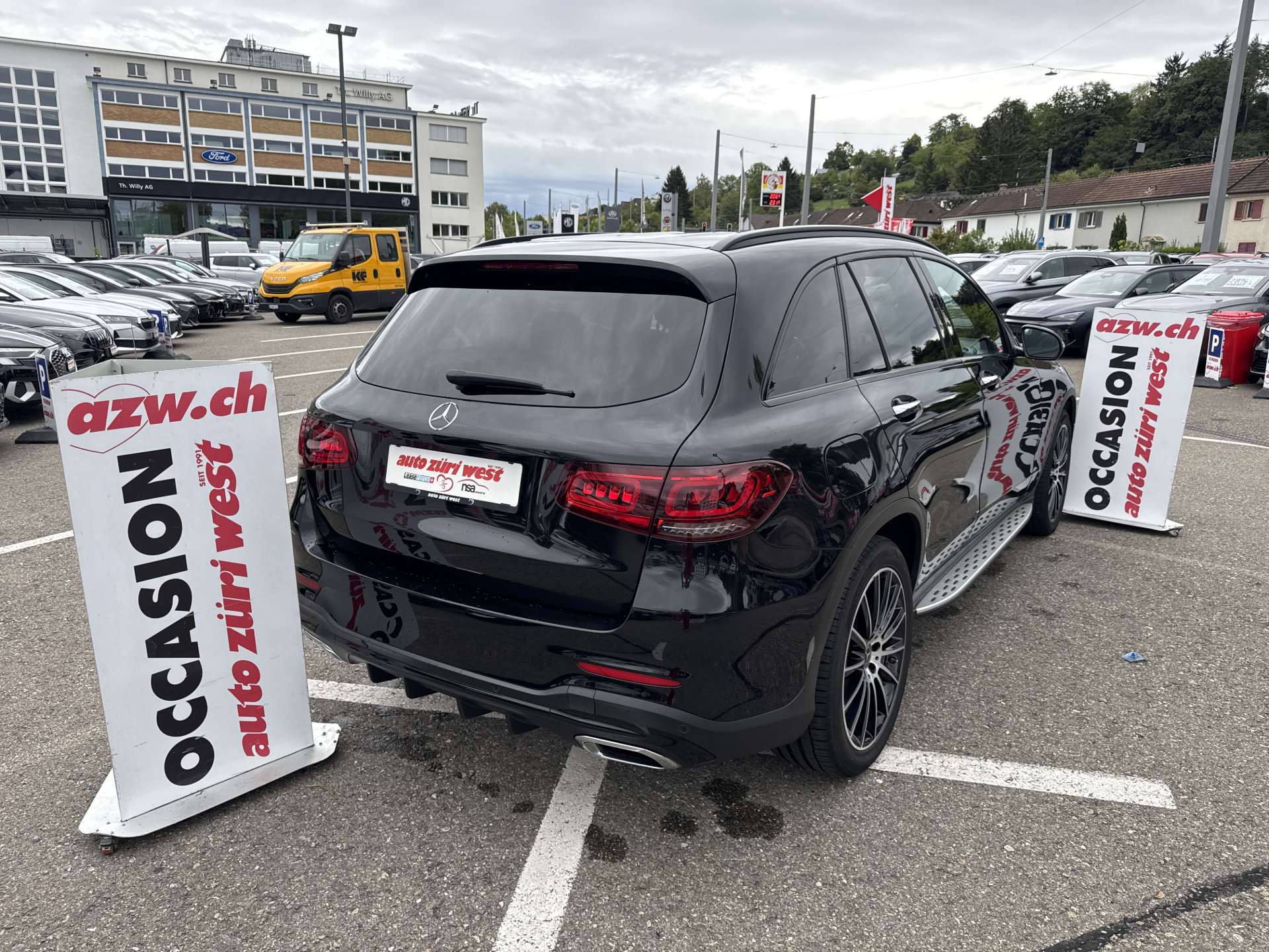 MERCEDES-BENZ GLC 200 AMG Line 4Matic G-Tronic Automat-image-1
