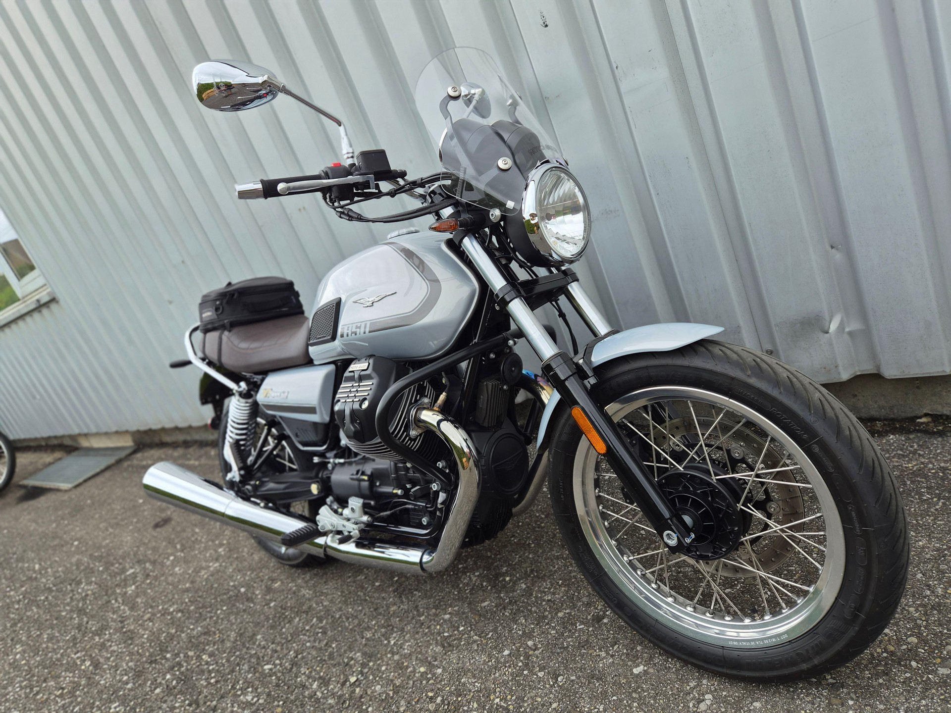 MOTO GUZZI V7 IV 850 SPECIAL KUNDENAUFTRAG-showroom-element-1
