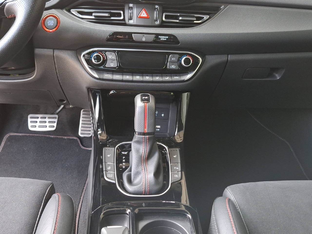 HYUNDAI i30 Wagon 1.5 T-GDi N-Line-image-7