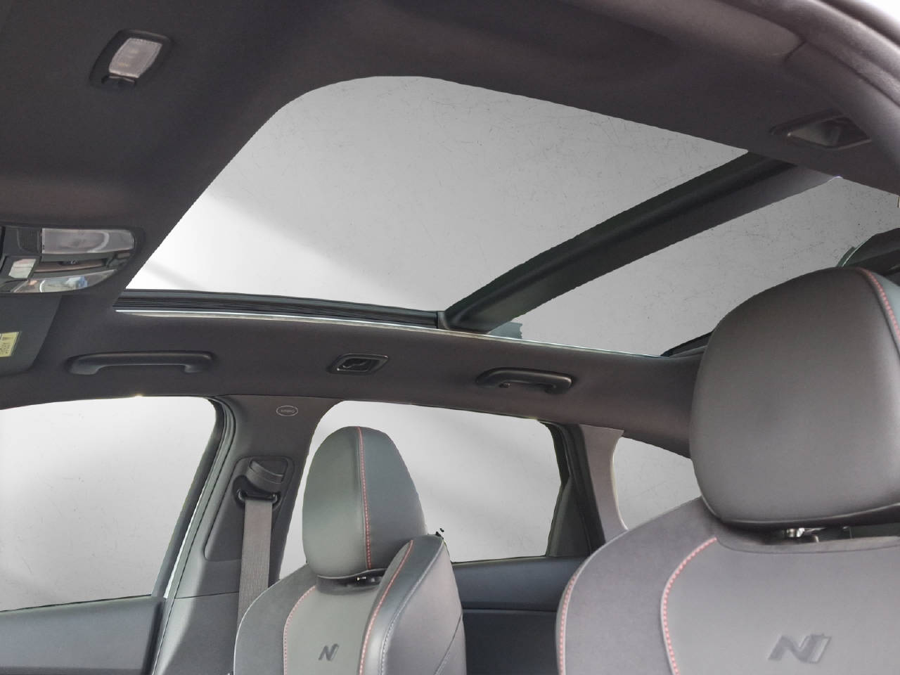 HYUNDAI i30 Wagon 1.5 T-GDi N-Line-image-15
