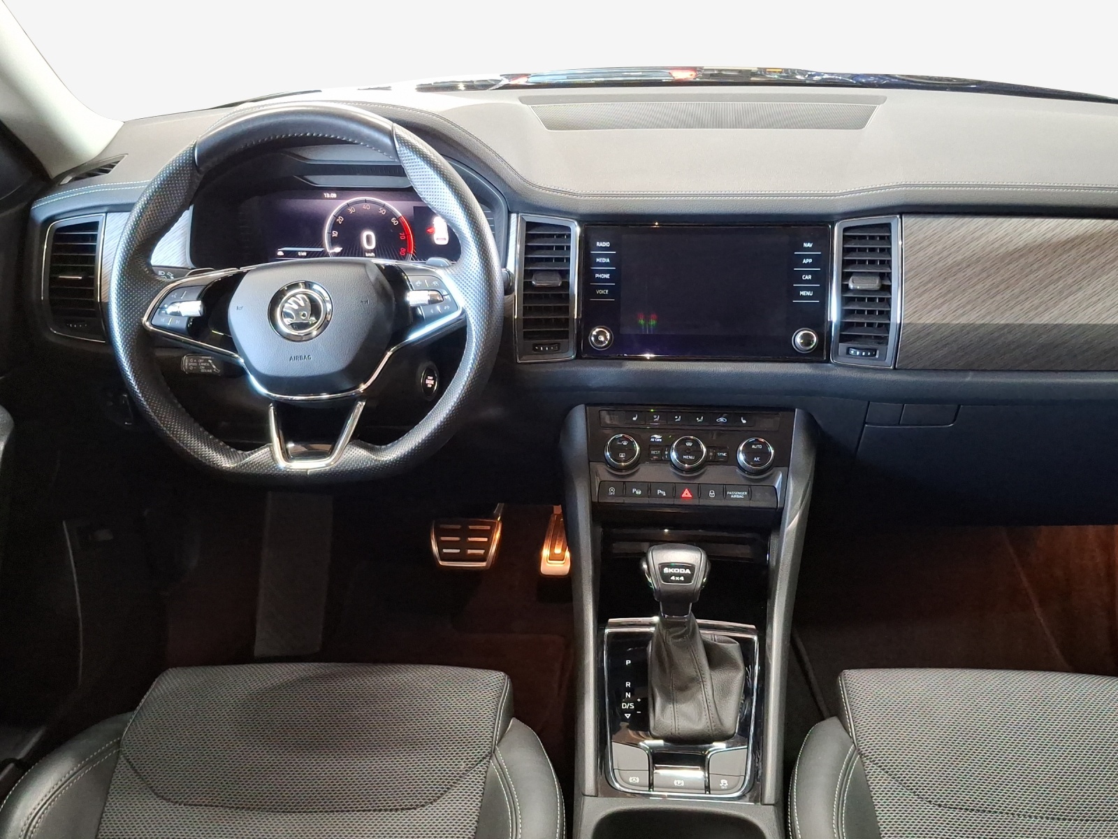 SKODA Kodiaq 2.0 TSI 4x4 Style-image-8