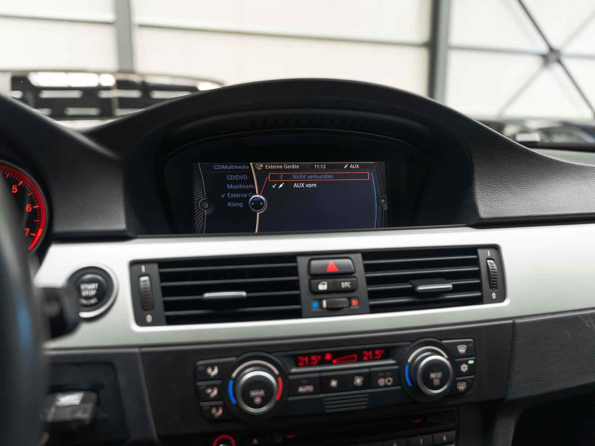 BMW 325i x-Drive more4you Steptronic-image-24