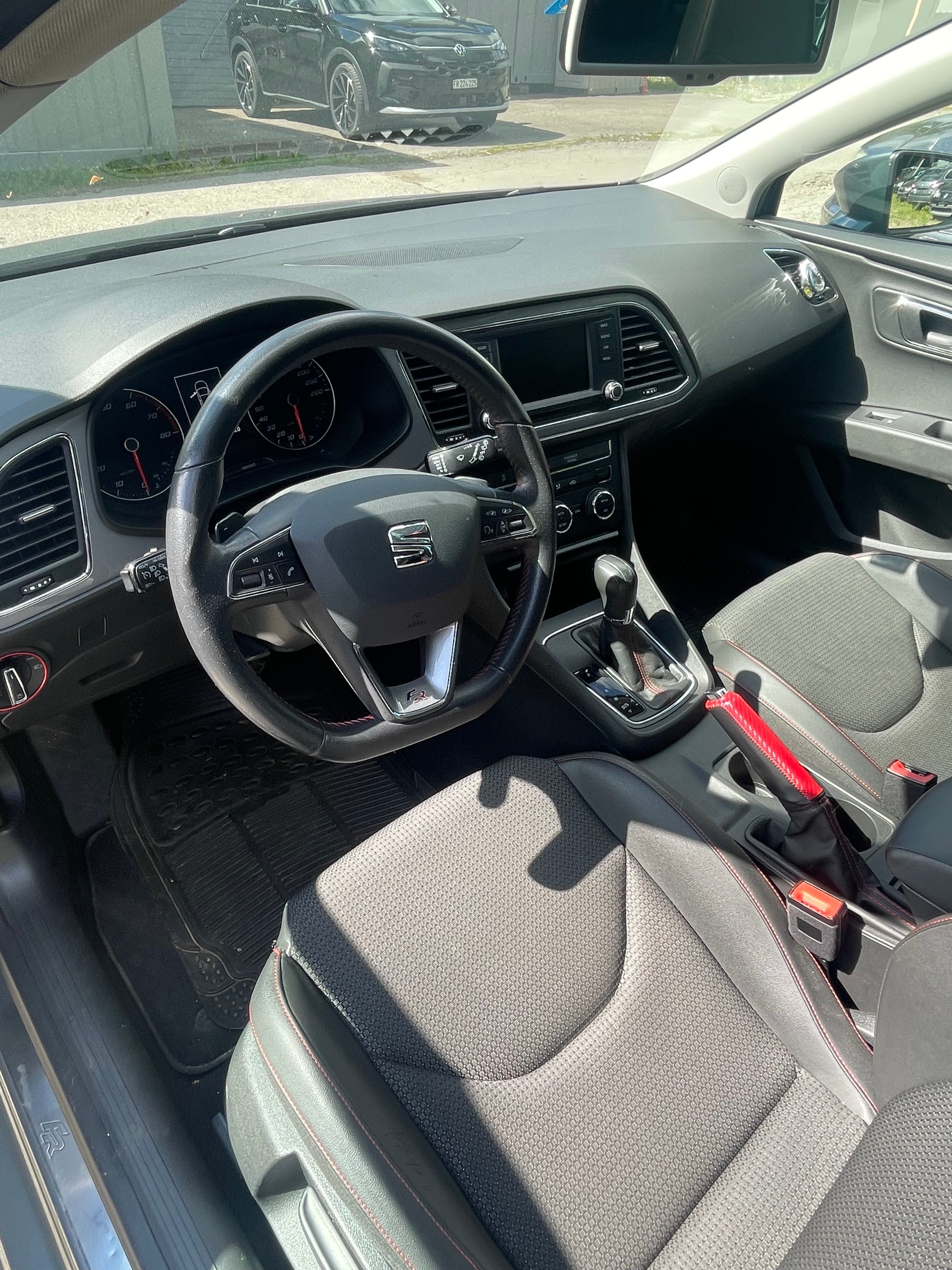 SEAT Leon 1.8 TSI FR DSG-image-9