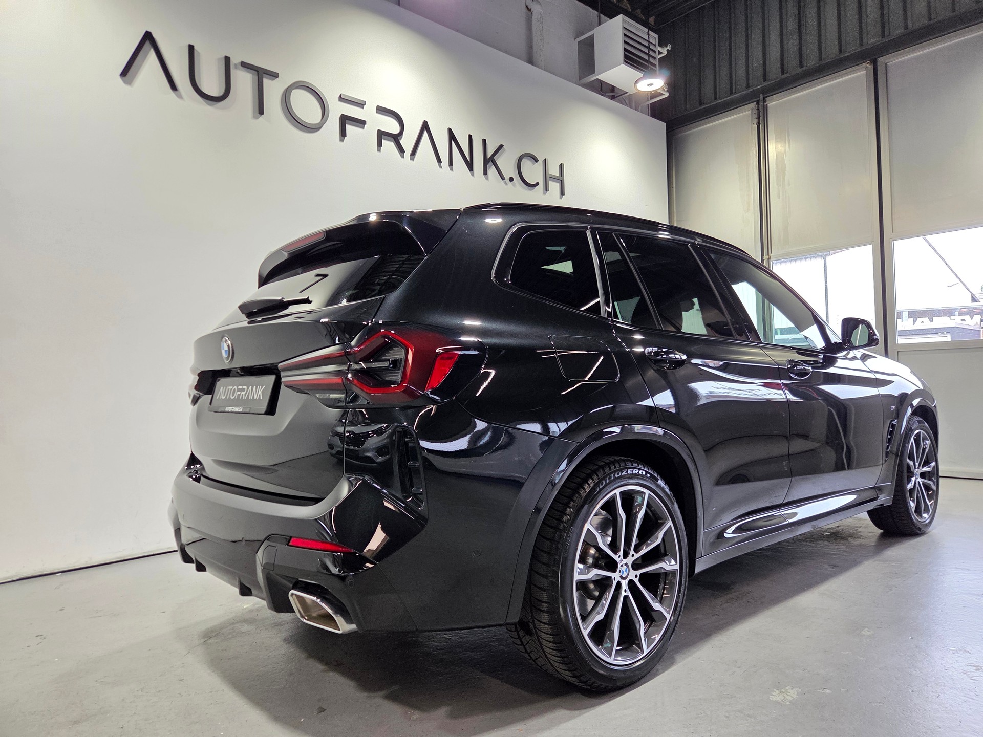 BMW X3 20d xDrive M-Sport-image-2