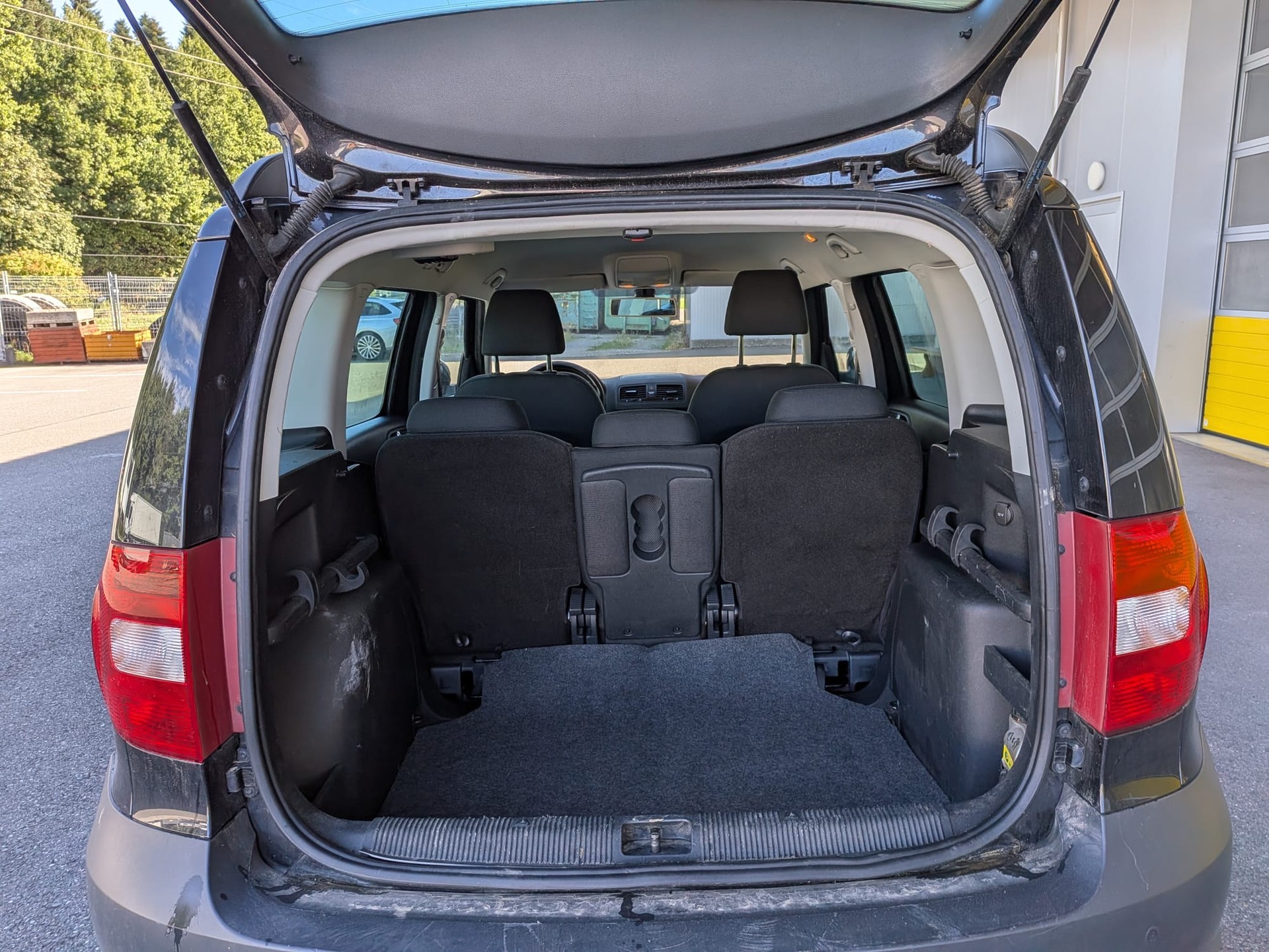 SKODA Yeti 2.0 TDI Elegance 4x4-image-11