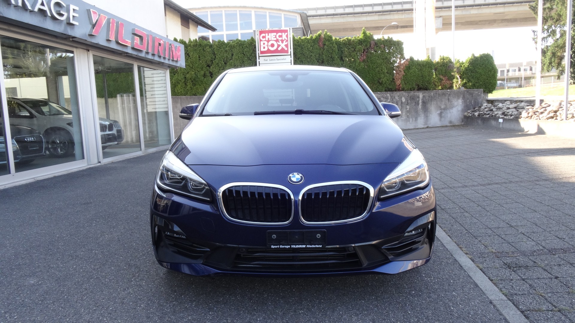 BMW 218i Active Tourer Sport Line-image-18