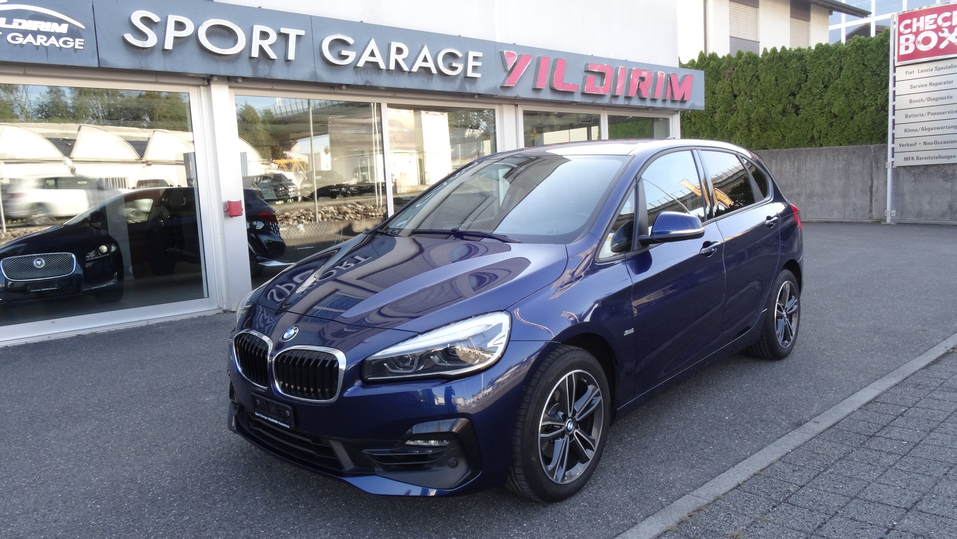 BMW 218i Active Tourer Sport Line