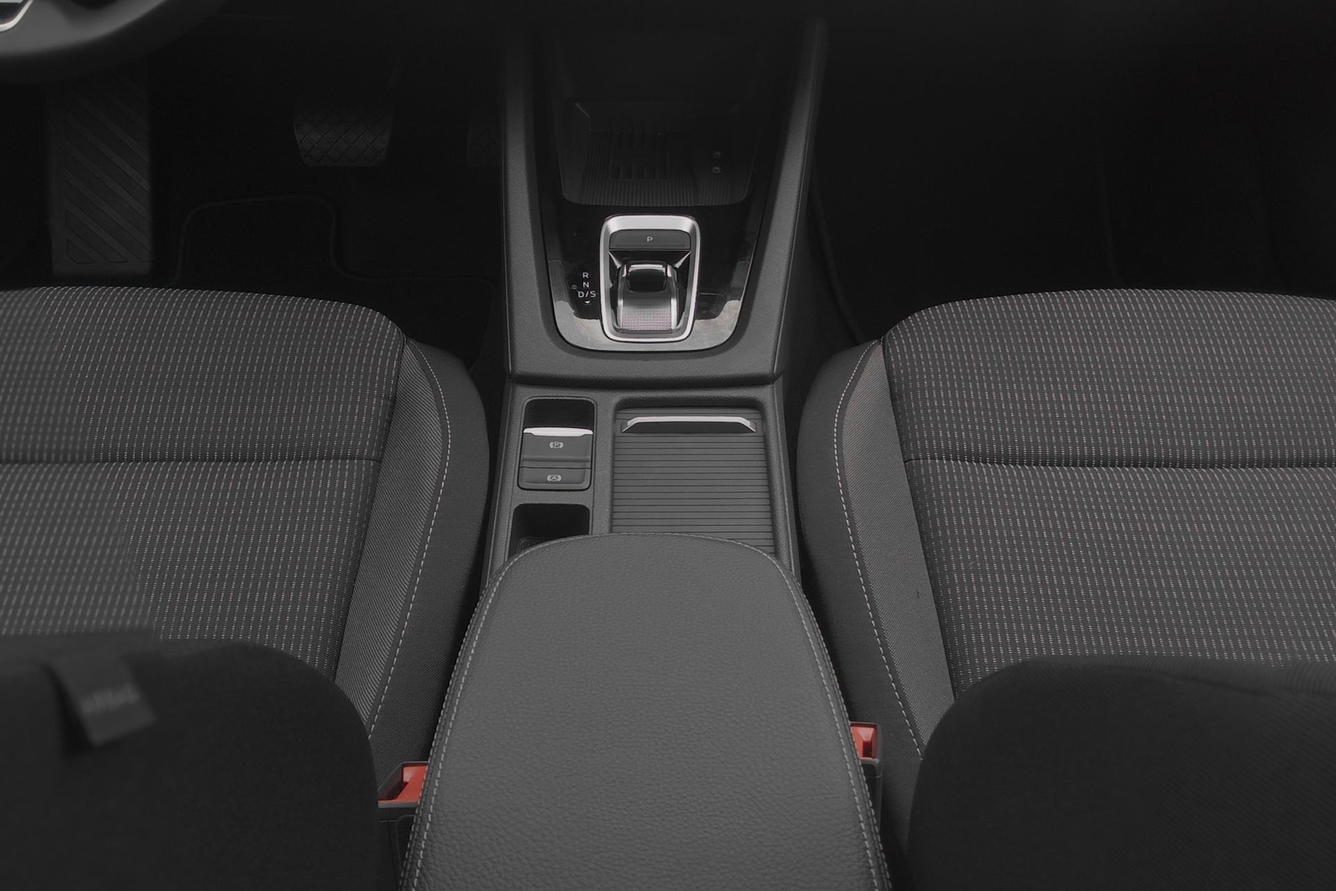 SKODA Octavia Combi 1.5 TSI mHEV DSG Selection-image-10
