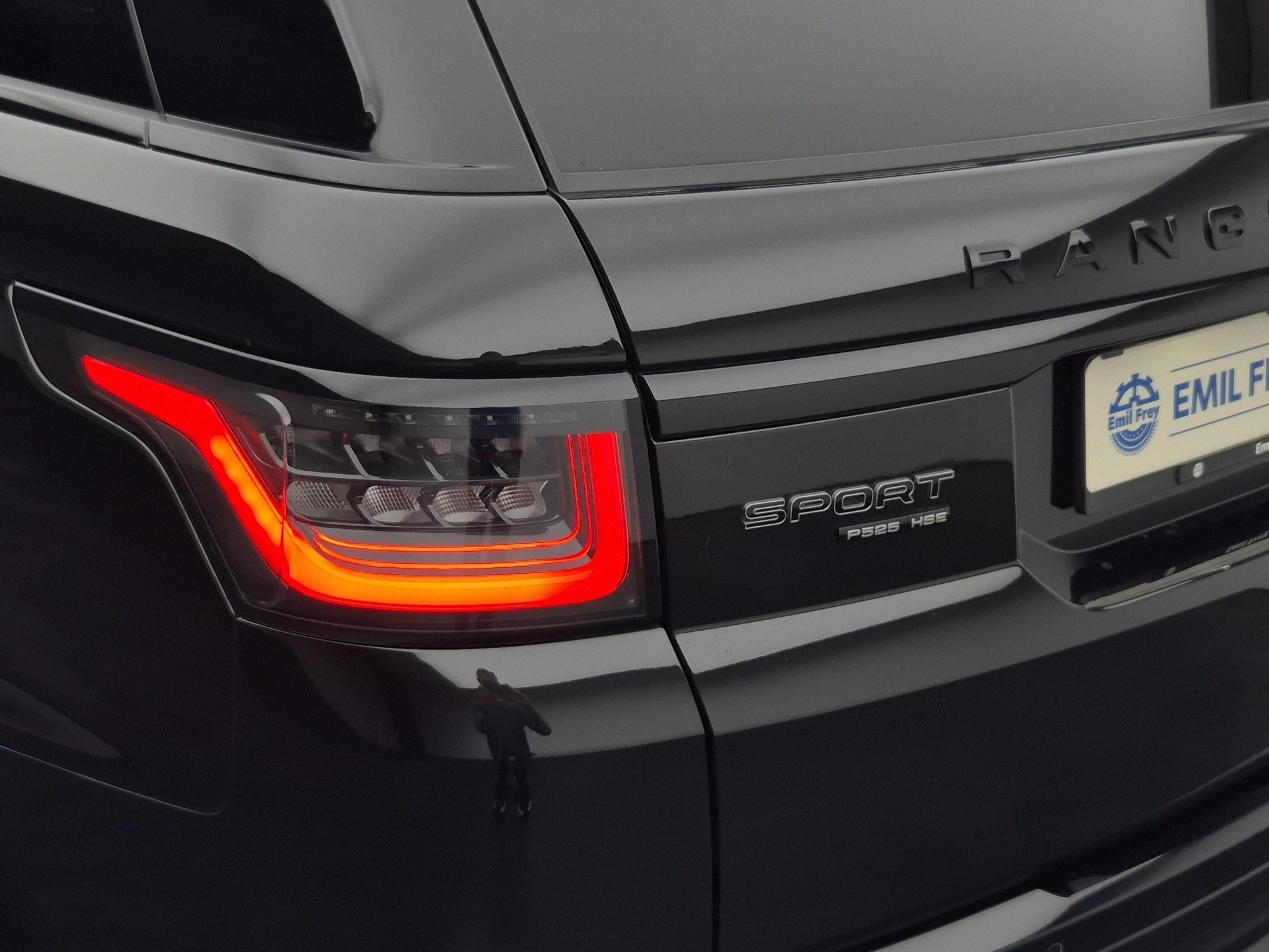 LAND ROVER Range Rover Sport 5.0 V8 SC HSE Dynamic Stealth-image-19