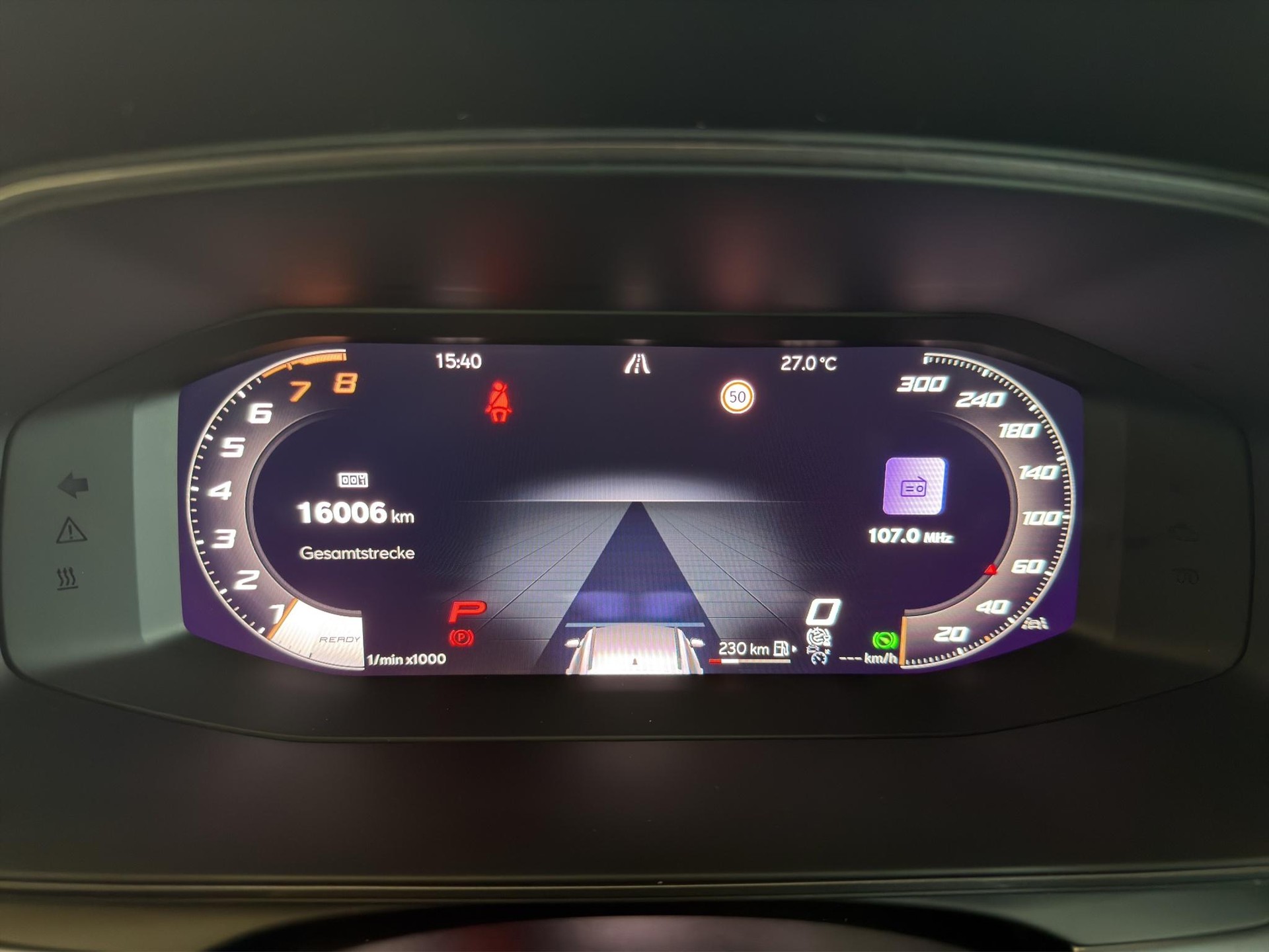CUPRA Leon ST 2.0 TSI 333 VZ 4Drive DSG-image-16