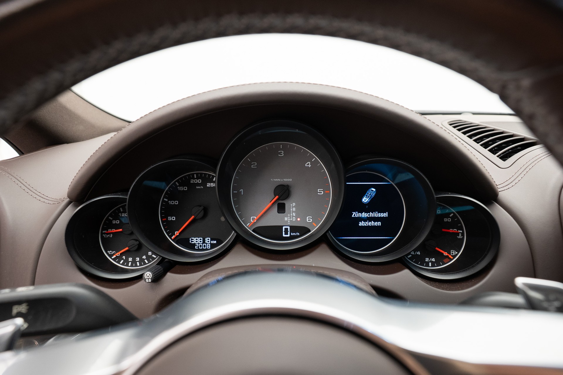 PORSCHE Cayenne S Diesel-image-8