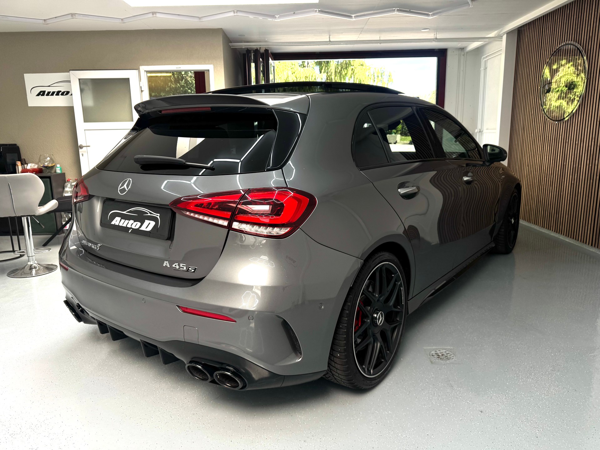 MERCEDES-BENZ A 45 S AMG 4Matic+ Speedshift-image-7
