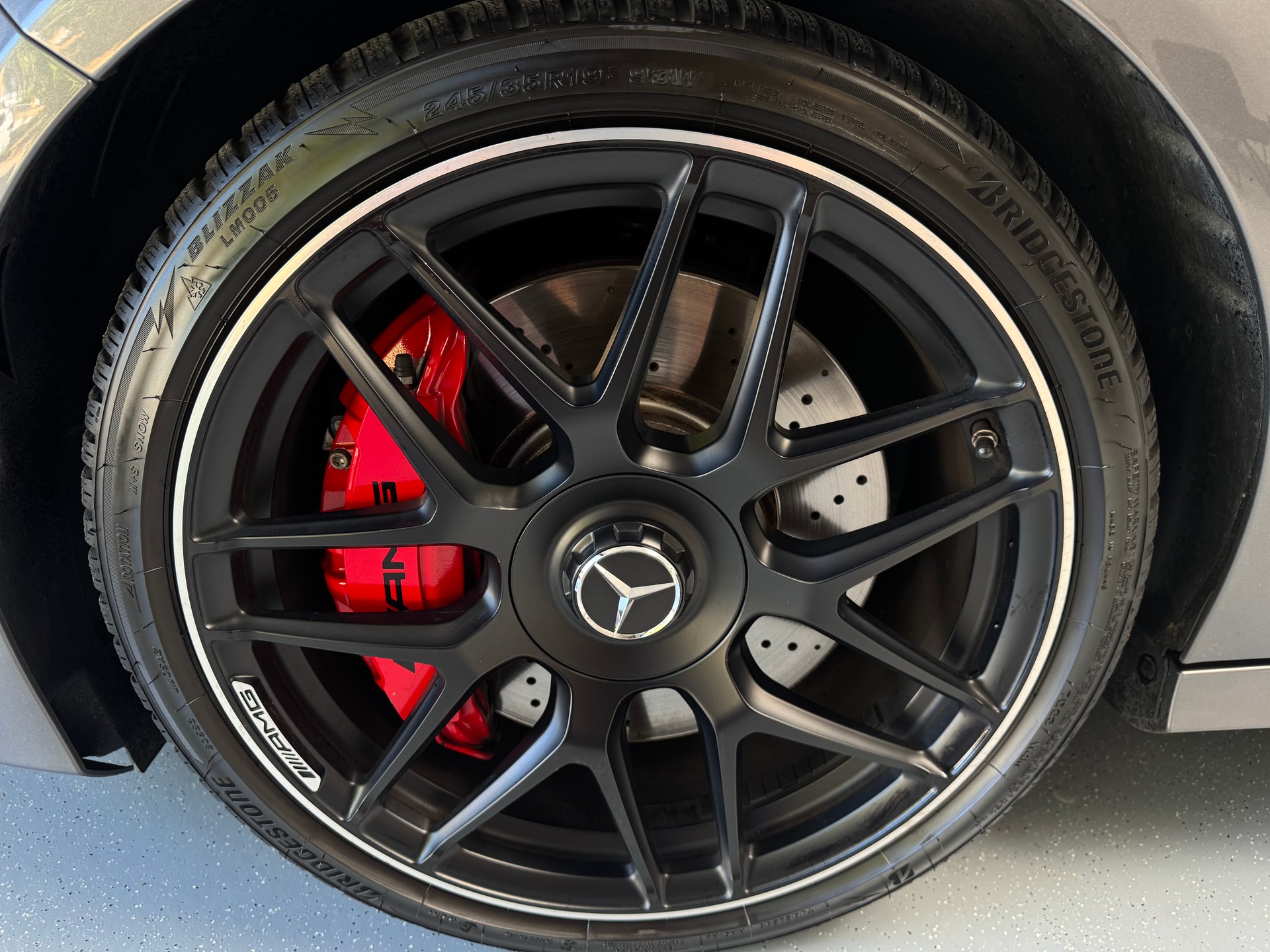 MERCEDES-BENZ A 45 S AMG 4Matic+ Speedshift-image-4