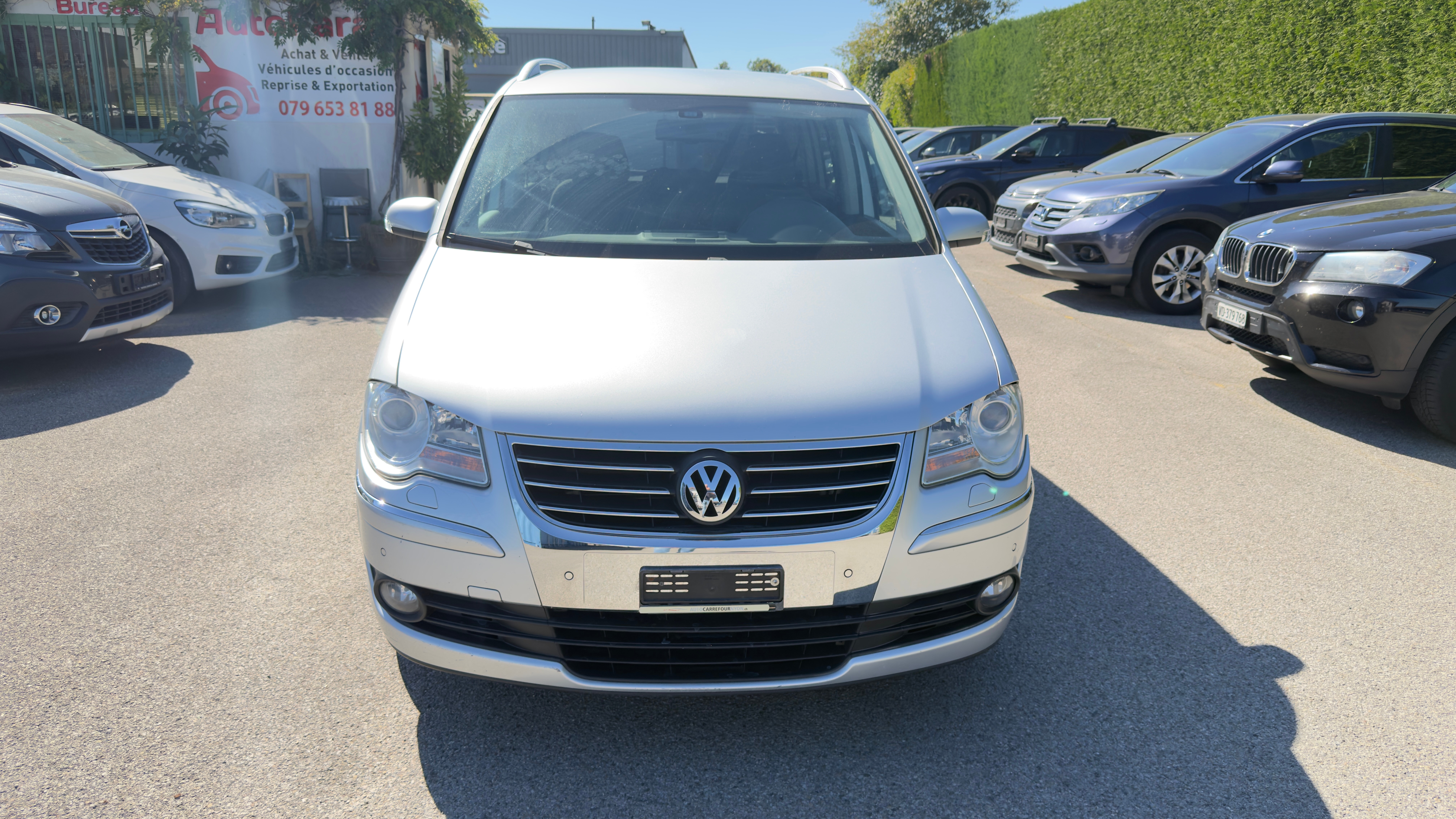 Car photo