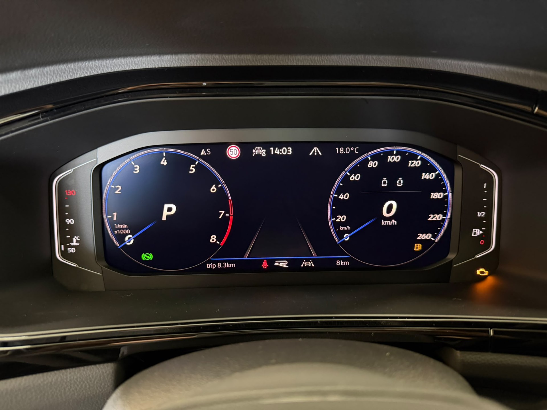 VW T-Roc Cabriolet 1.5 TSI EVO R-Line DSG-image-13