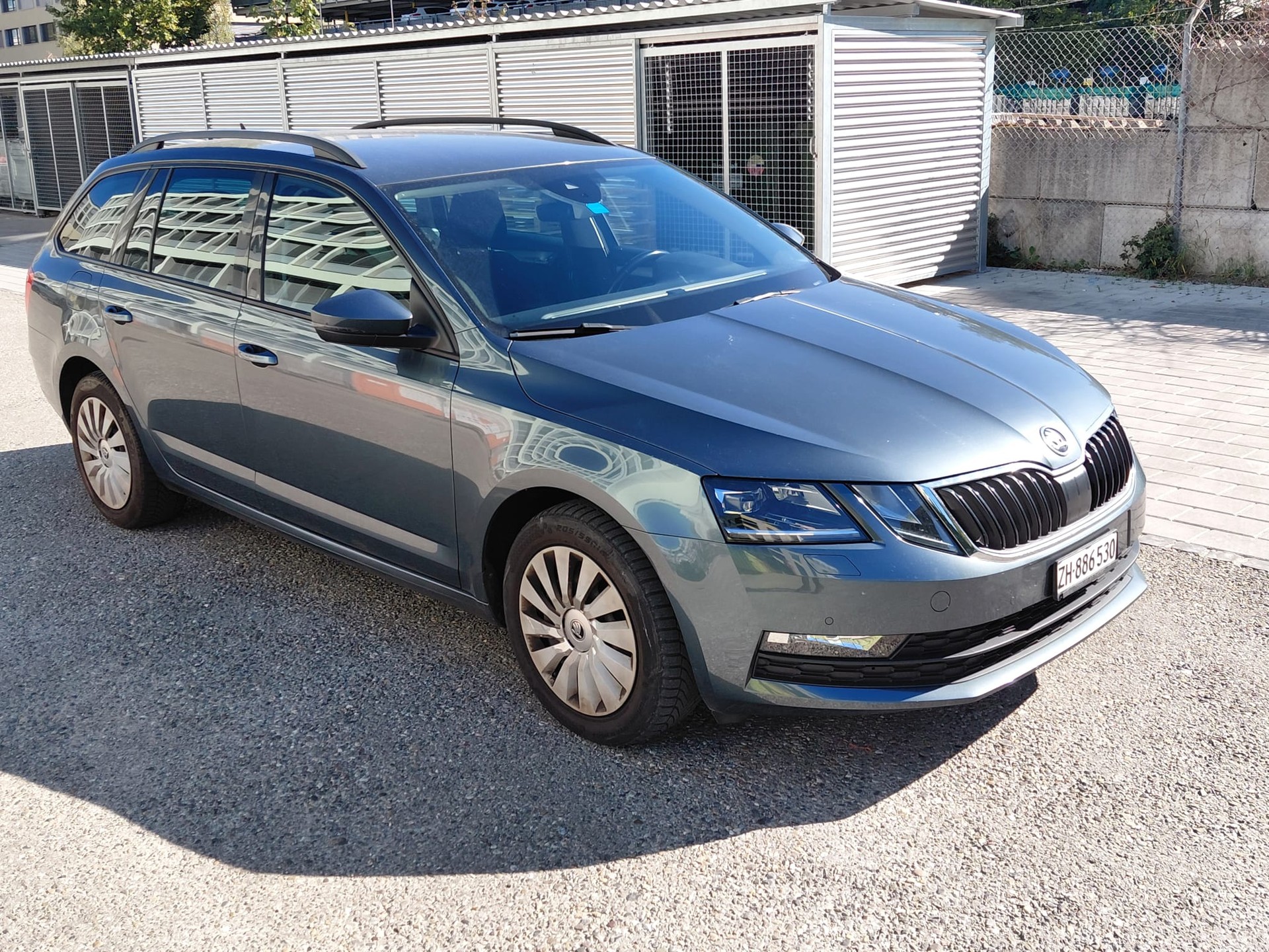 SKODA 1.5 TGI G-TEC Style DSG-image-1