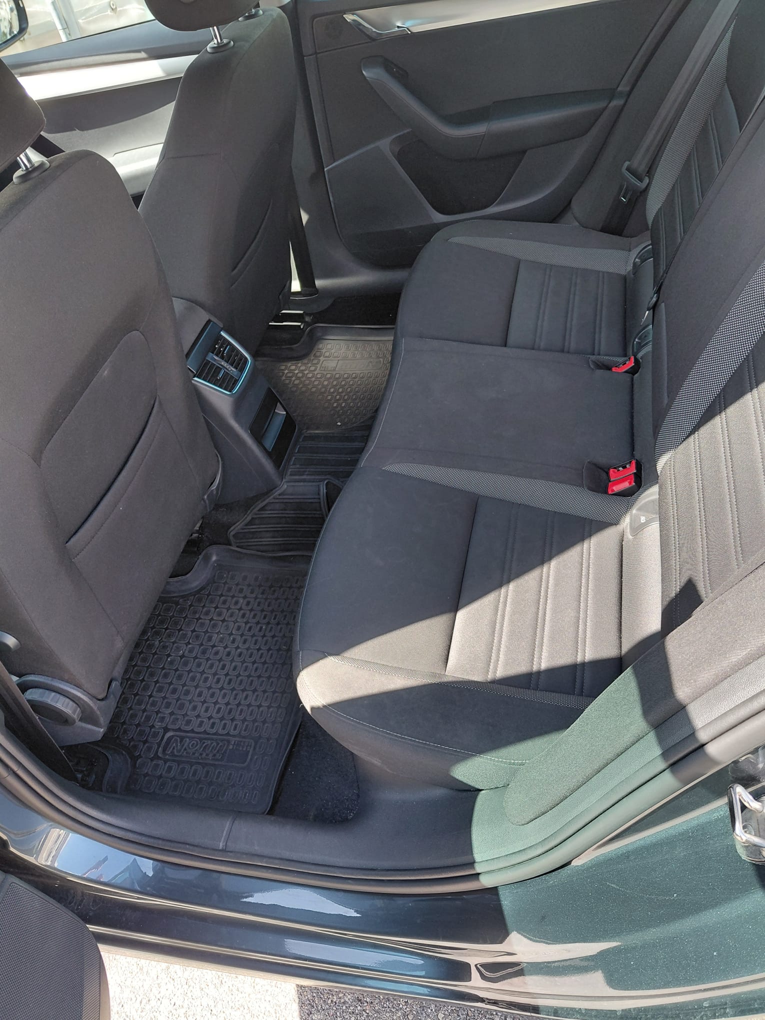 SKODA 1.5 TGI G-TEC Style DSG-image-5