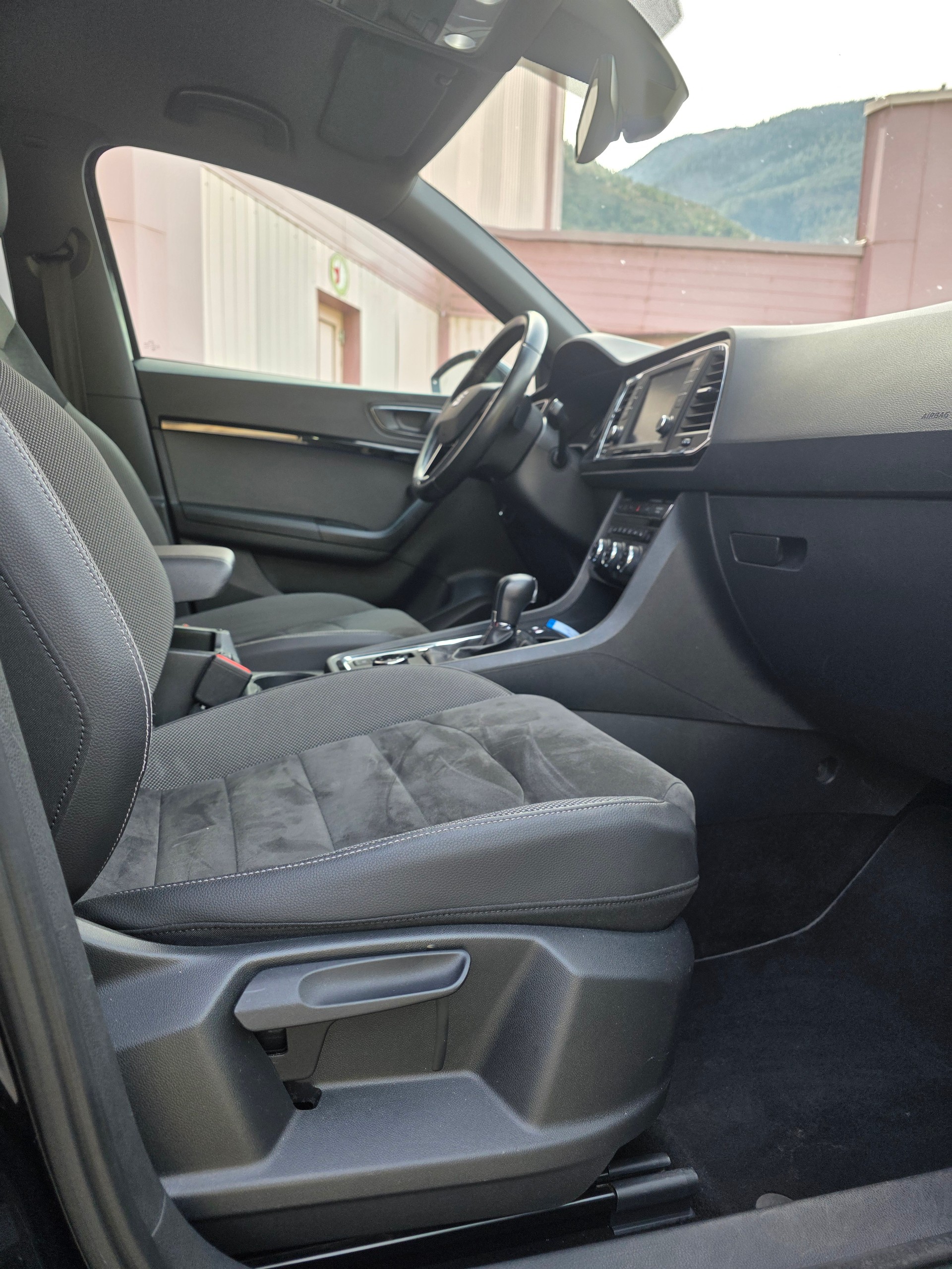 SEAT Ateca 2.0 TDI CR Xcellence 4Drive DSG-image-9