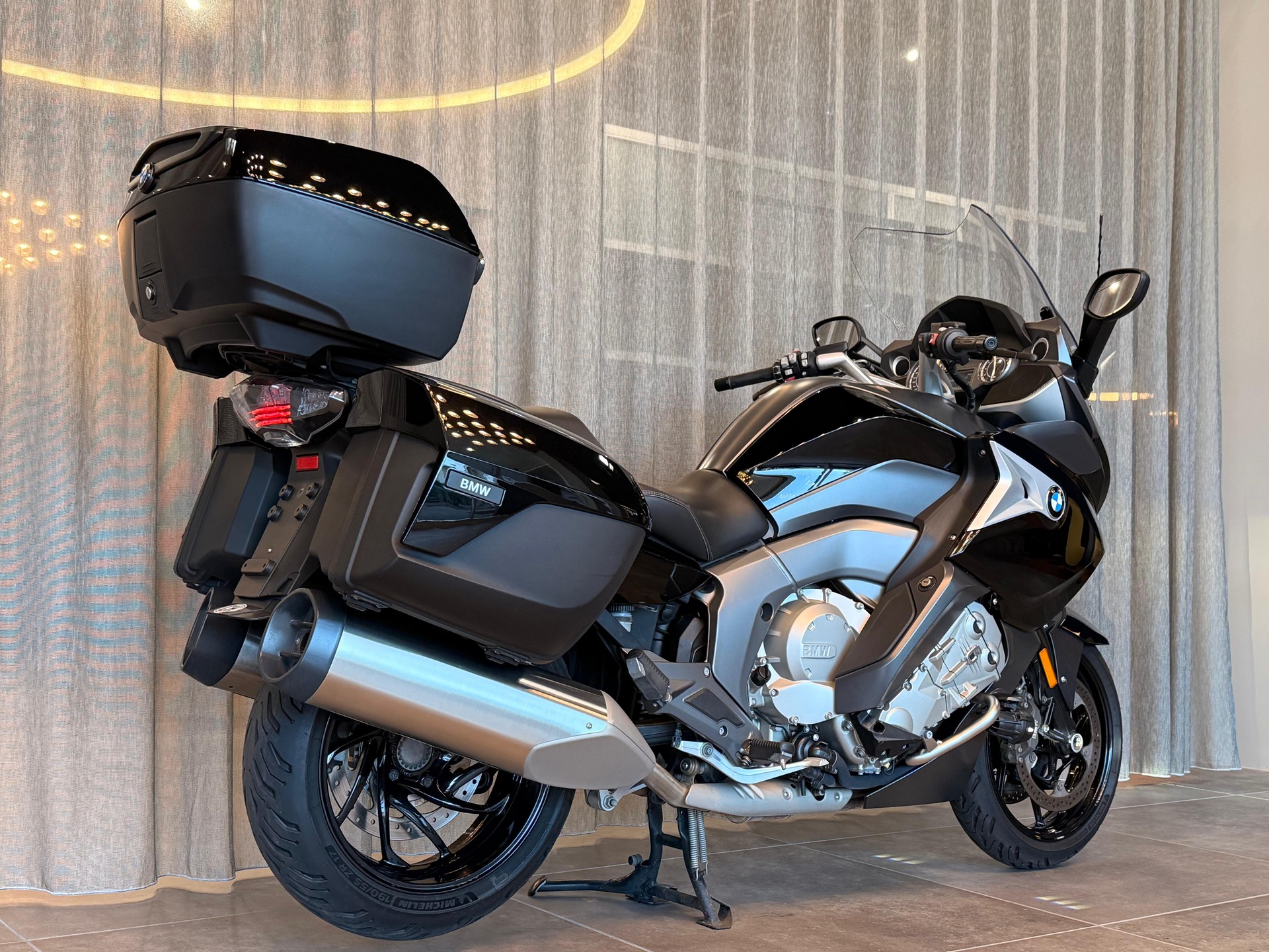 BMW K 1600 GT-showroom-element-3