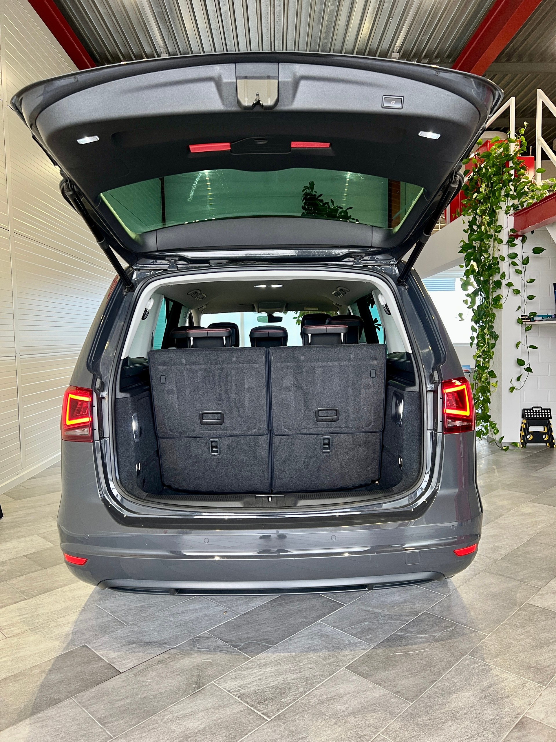 SEAT Alhambra 2.0 TDI FR Line 4Drive-image-15
