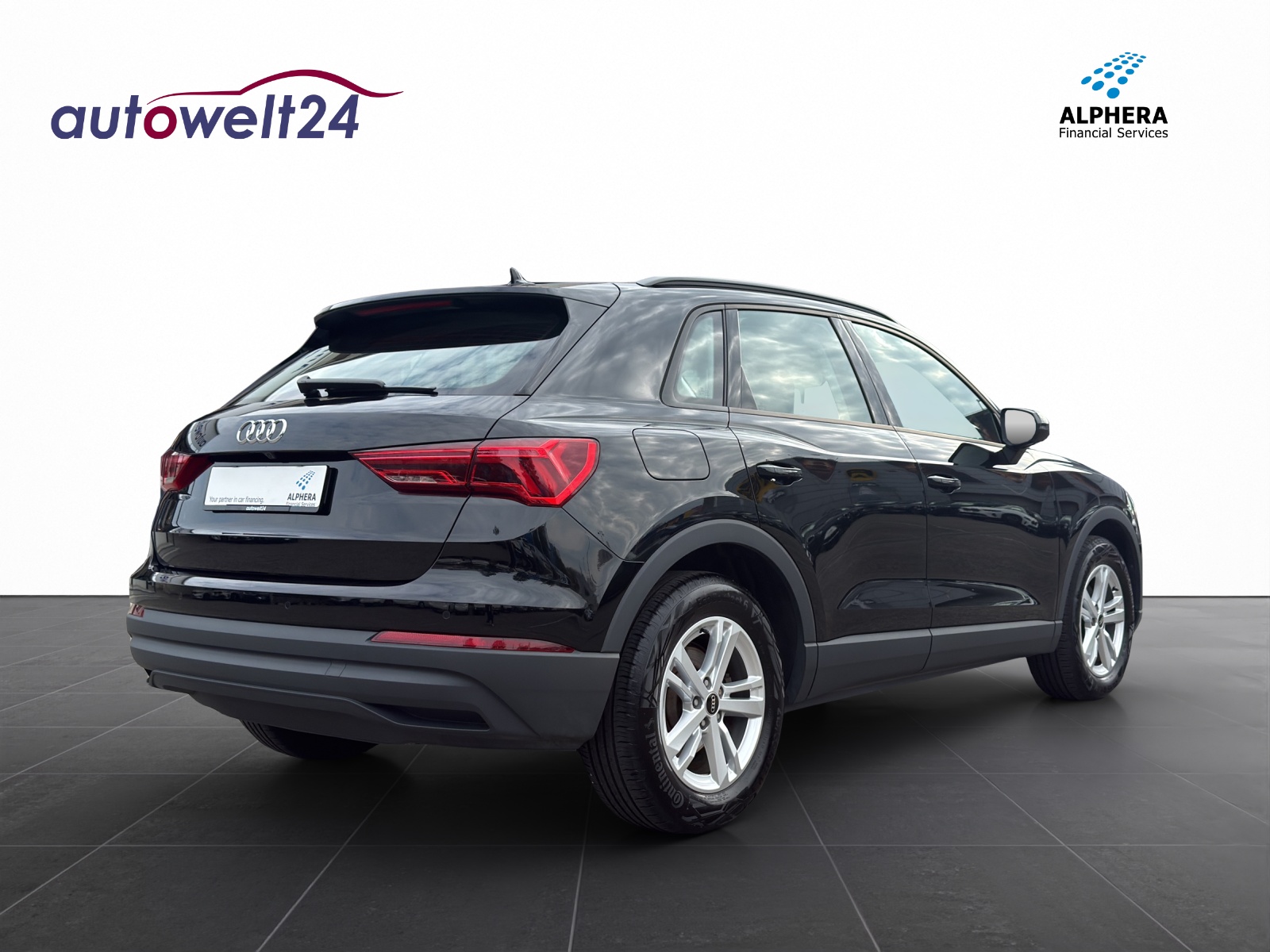 AUDI Q3 35 TFSI Attraction S-tronic-image-4