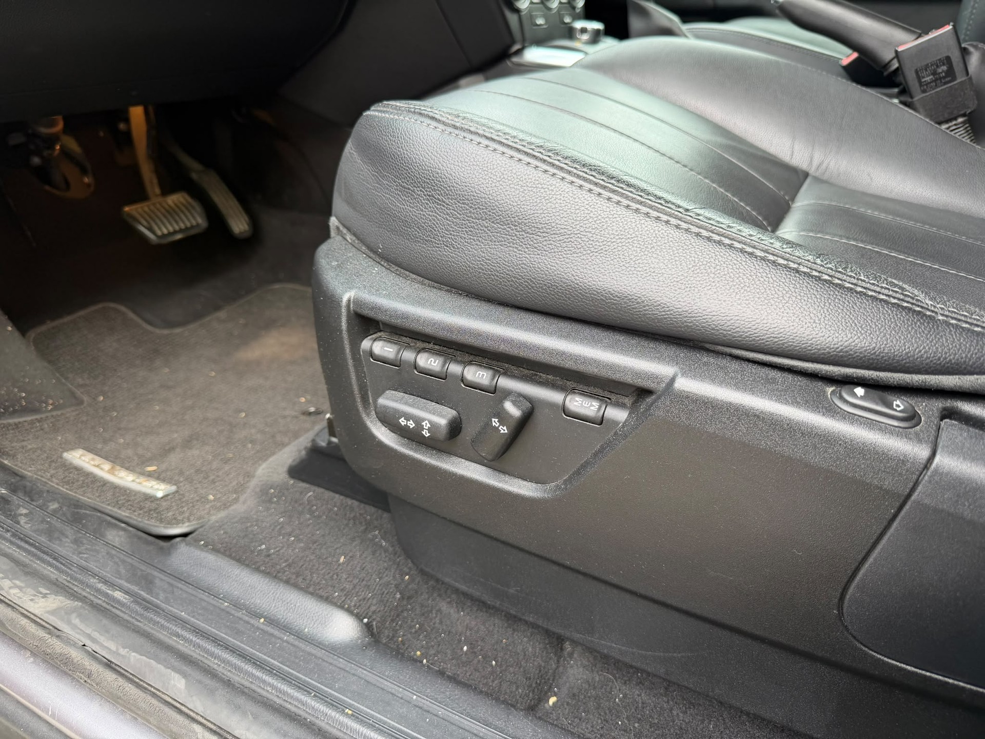 LAND ROVER Freelander 2.2 SD4 HSE Automatic-image-7