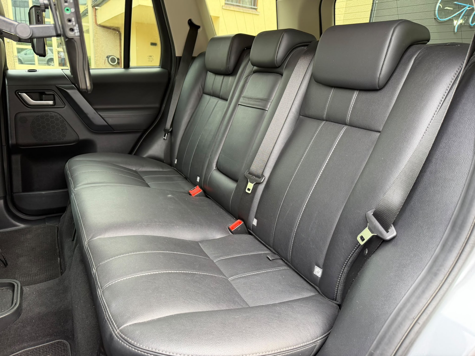 LAND ROVER Freelander 2.2 SD4 HSE Automatic-image-6