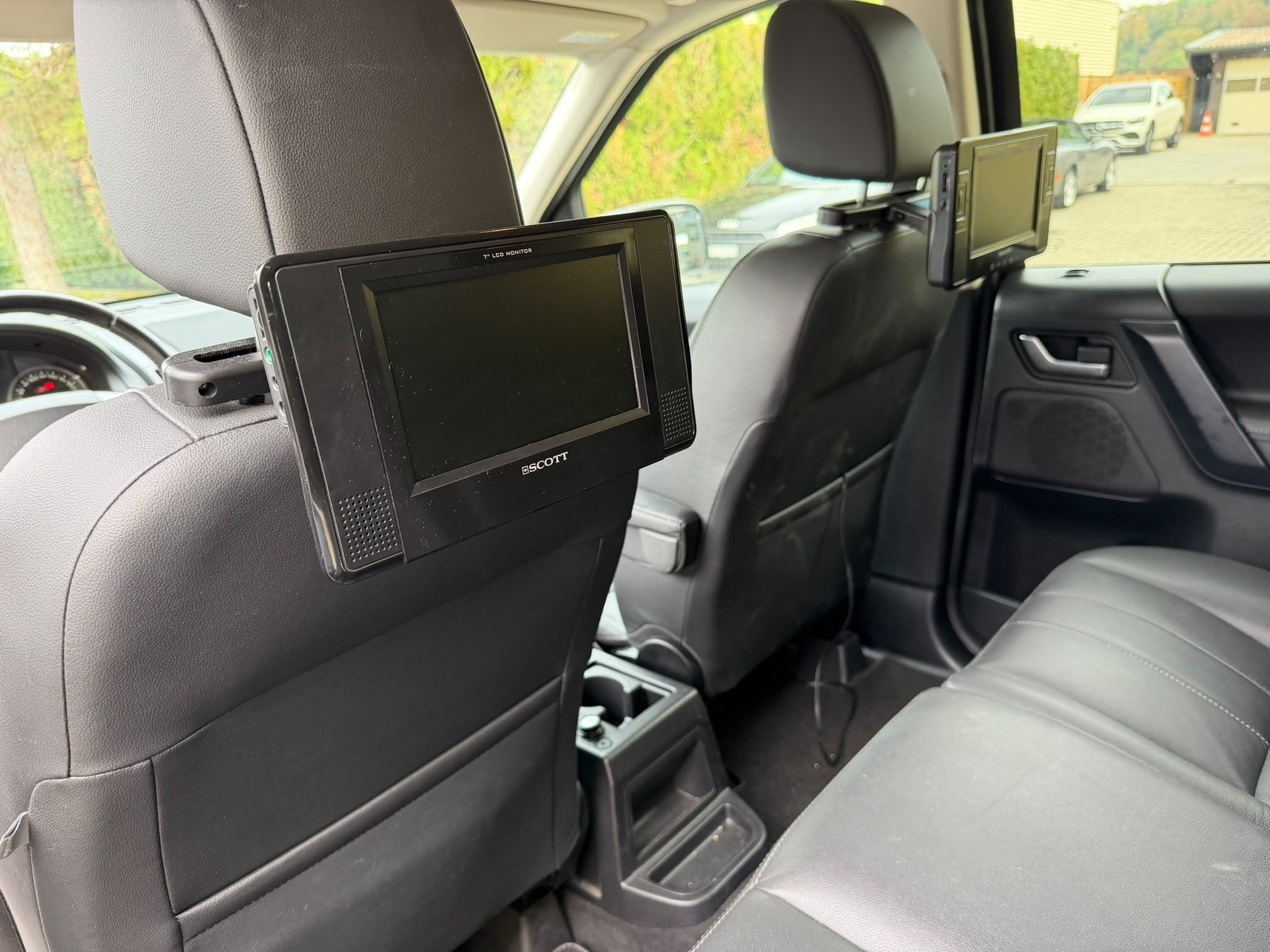 LAND ROVER Freelander 2.2 SD4 HSE Automatic-image-8