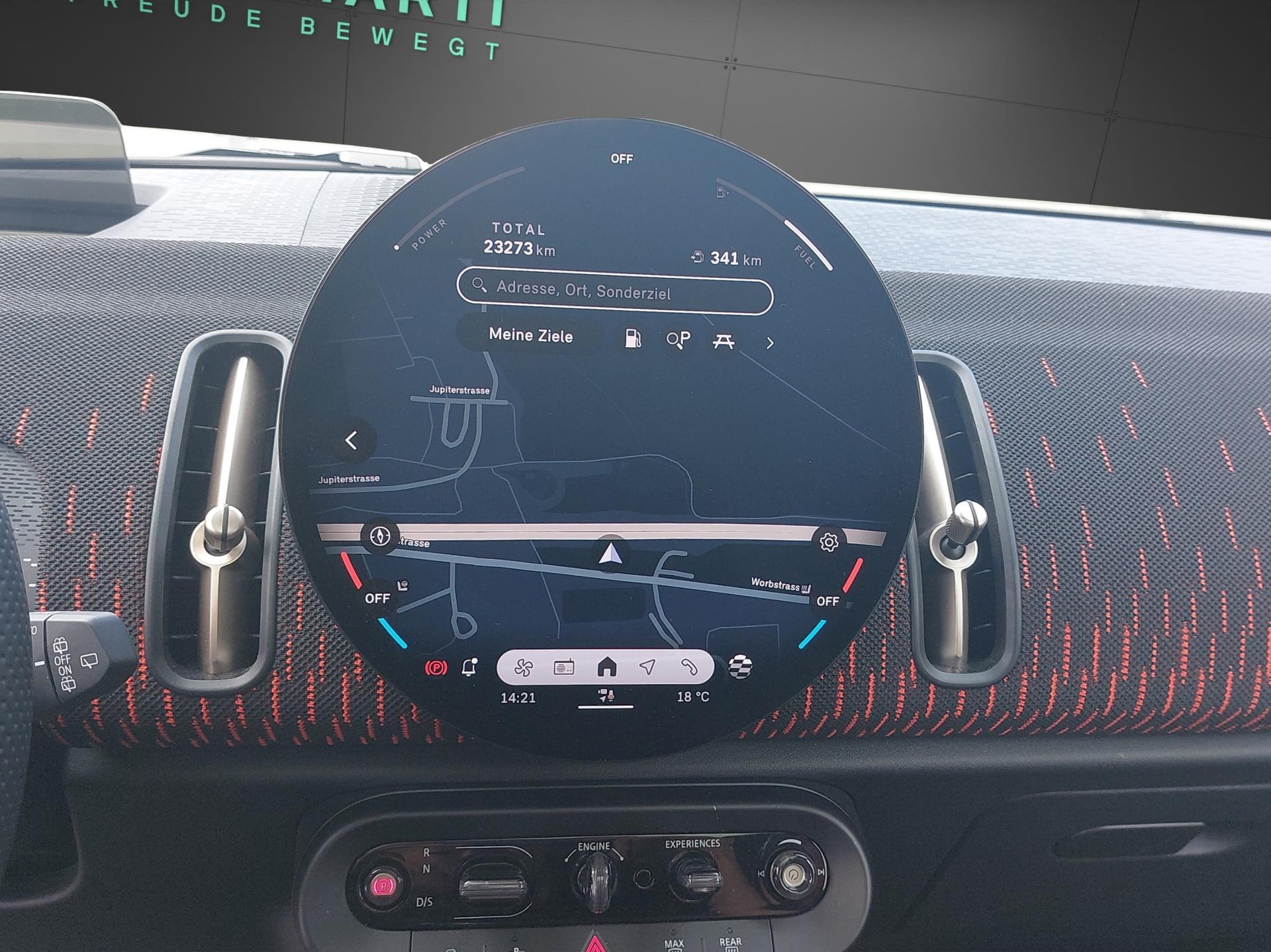 MINI Countryman U25 2.0i S SDKG ALL4-image-8