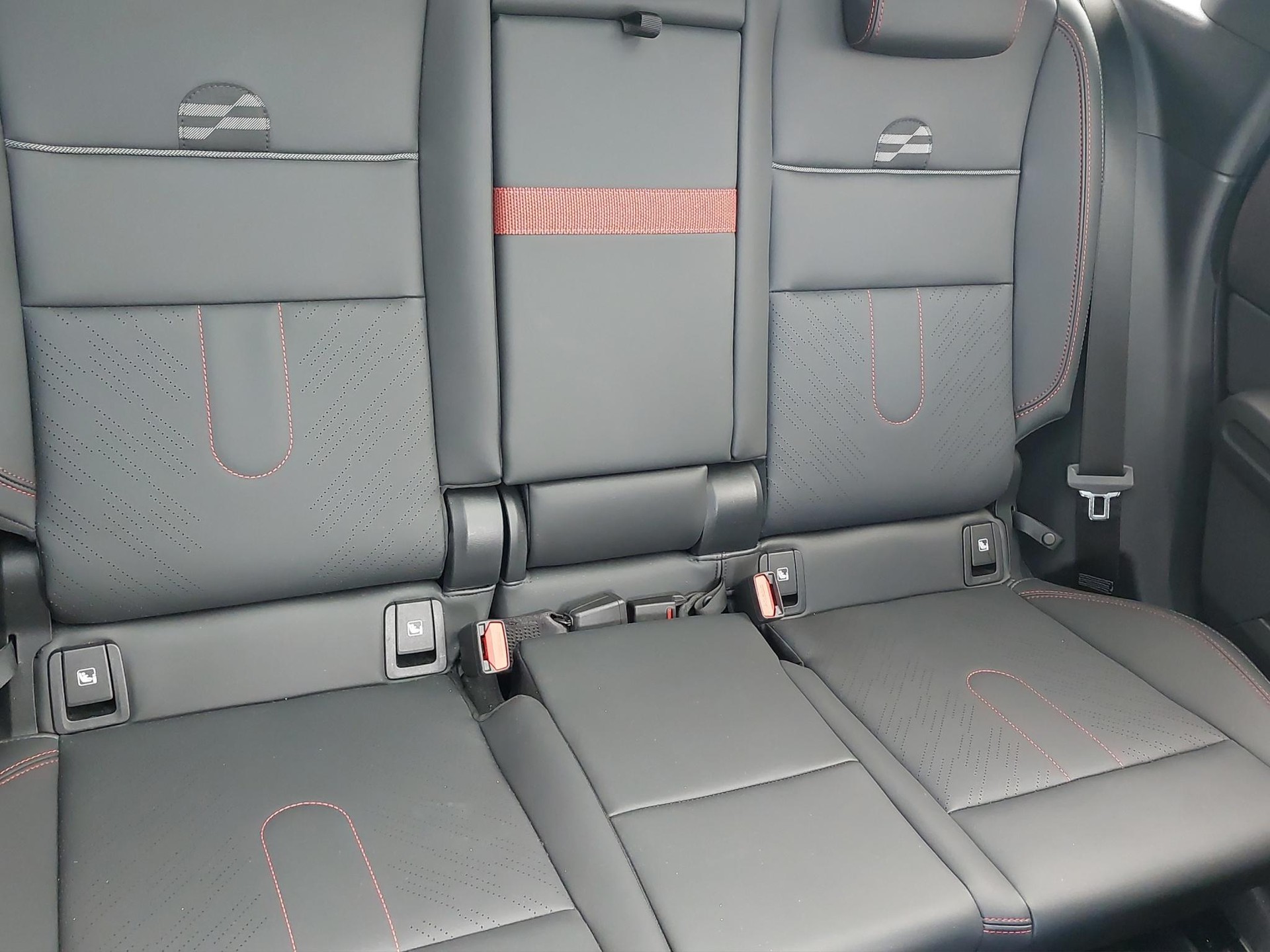MINI Countryman U25 2.0i S SDKG ALL4-image-16
