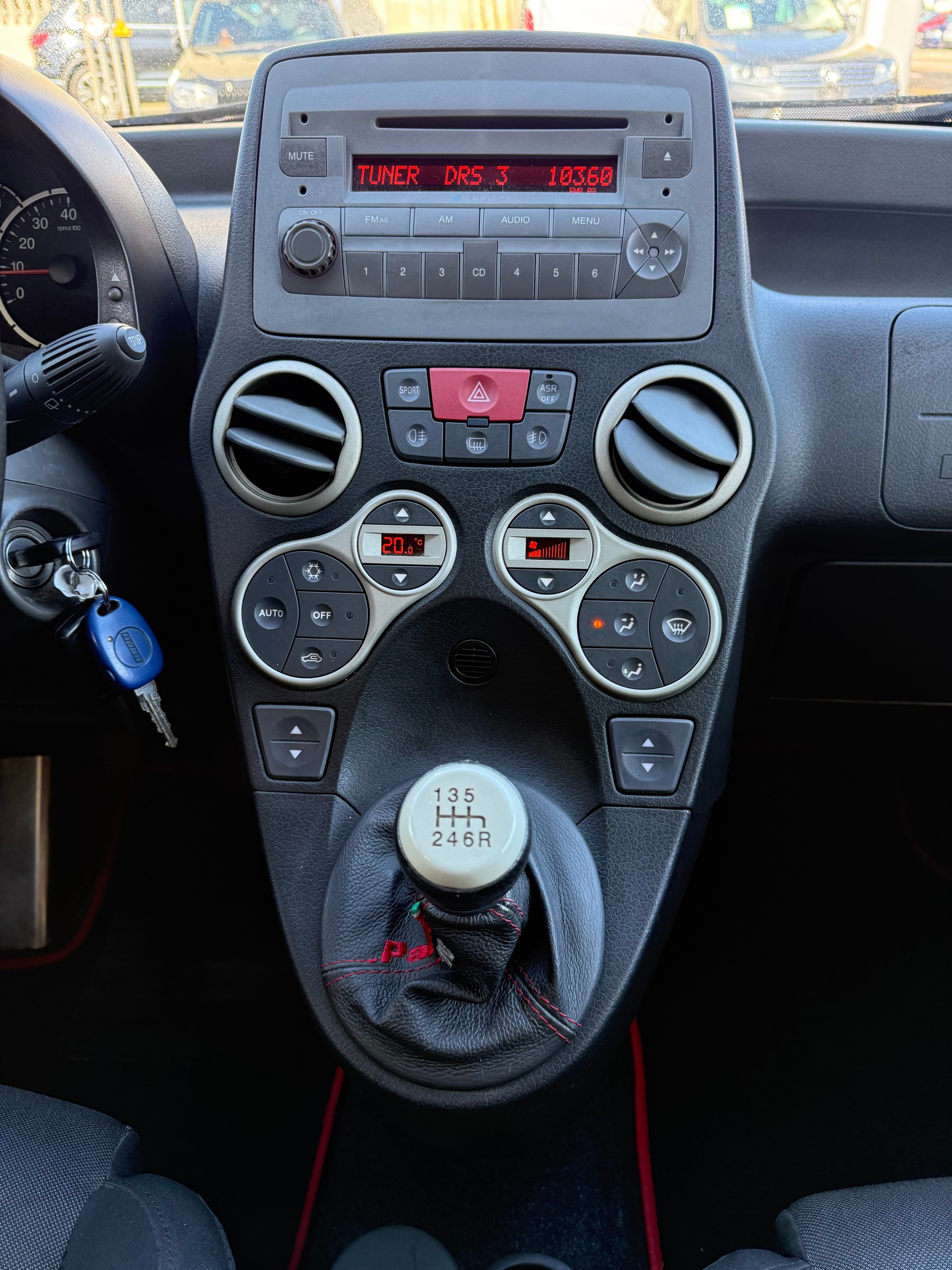 FIAT Panda 1.4 100HP-image-7
