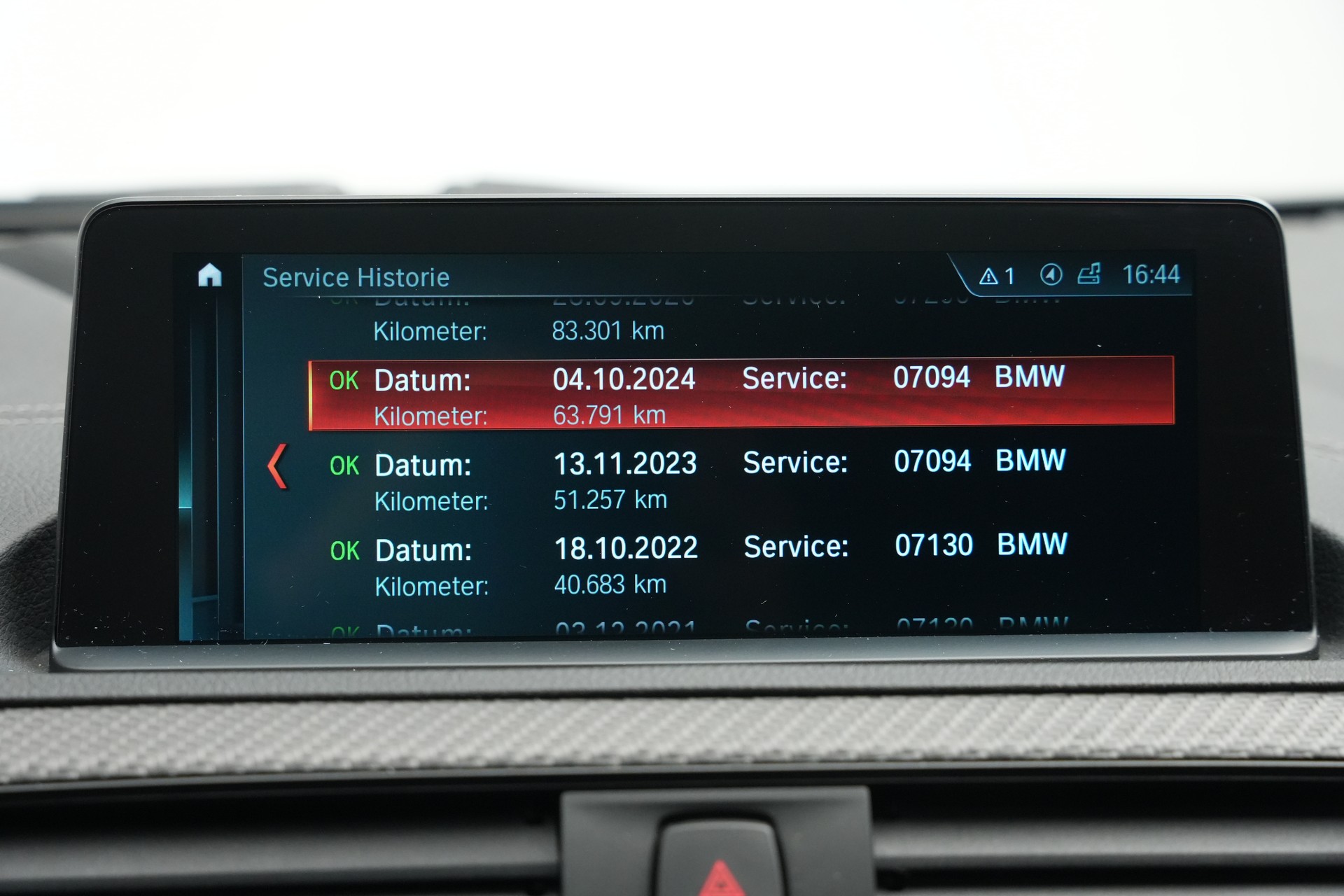 BMW M2 Competition Drivelogic *CH-Fahrzeug* *Carbon* *Harman/Kardon*-image-35