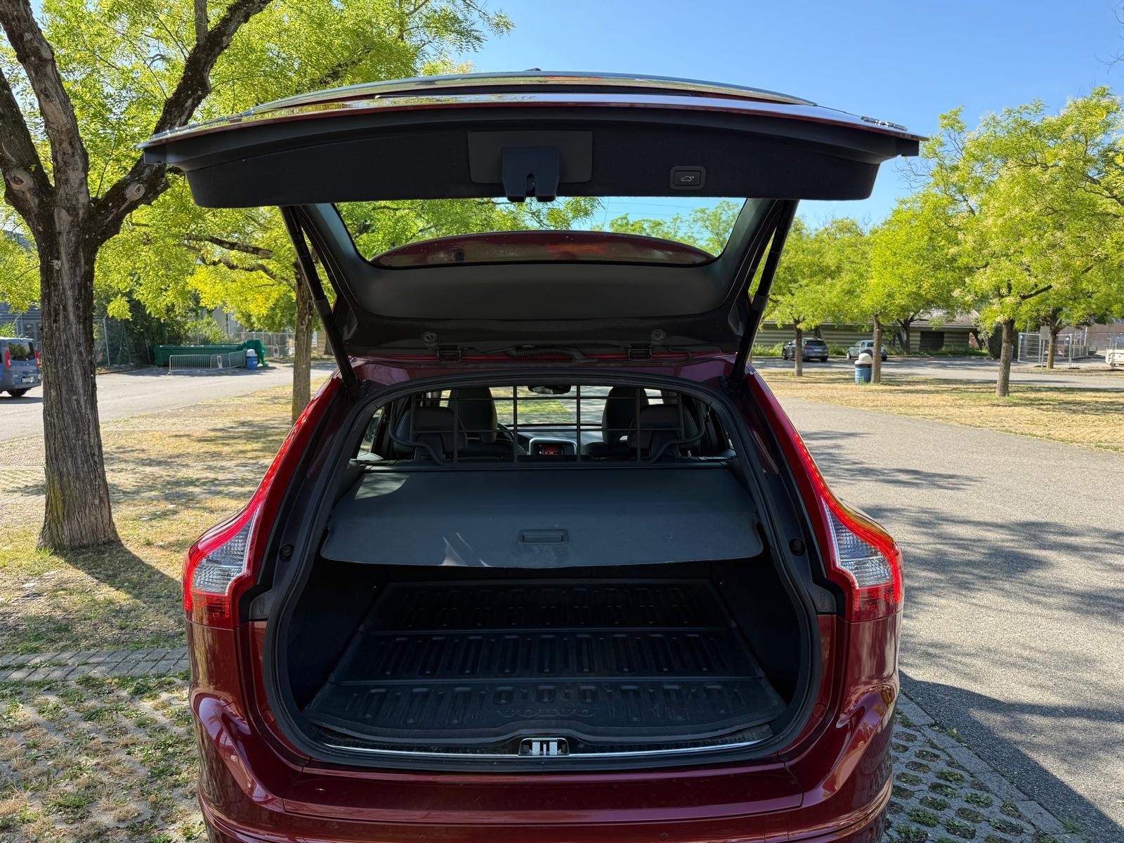 VOLVO XC60 T6 AWD Summum Geartronic-image-6