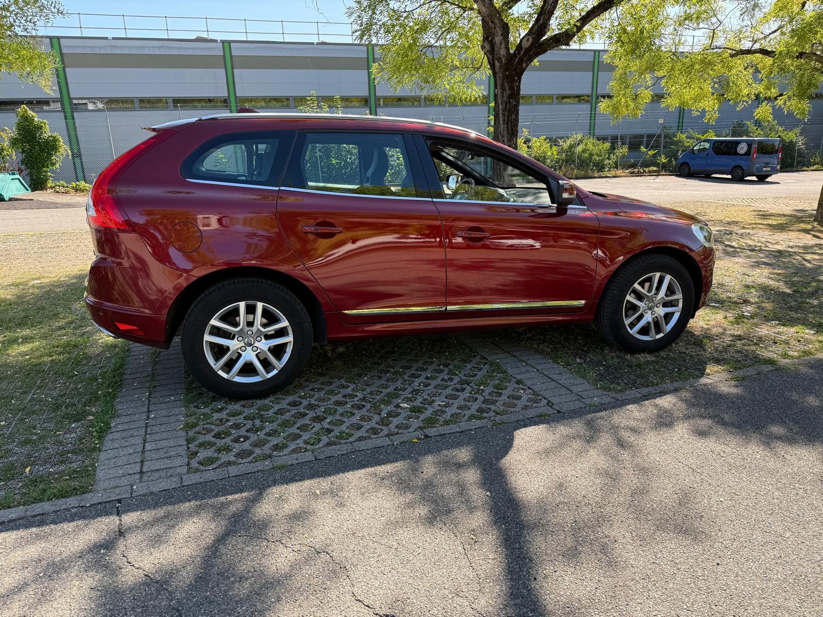 VOLVO XC60 T6 AWD Summum Geartronic-image-3