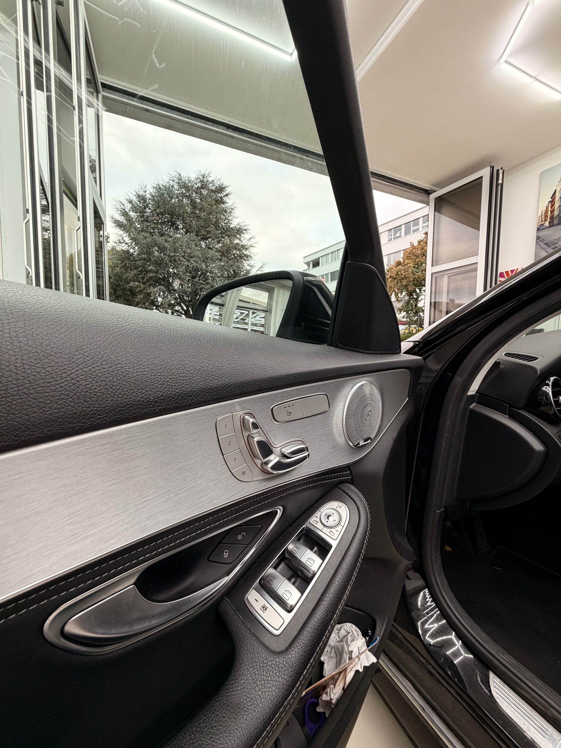 MERCEDES-BENZ C 350 e 7G-Tronic-image-11
