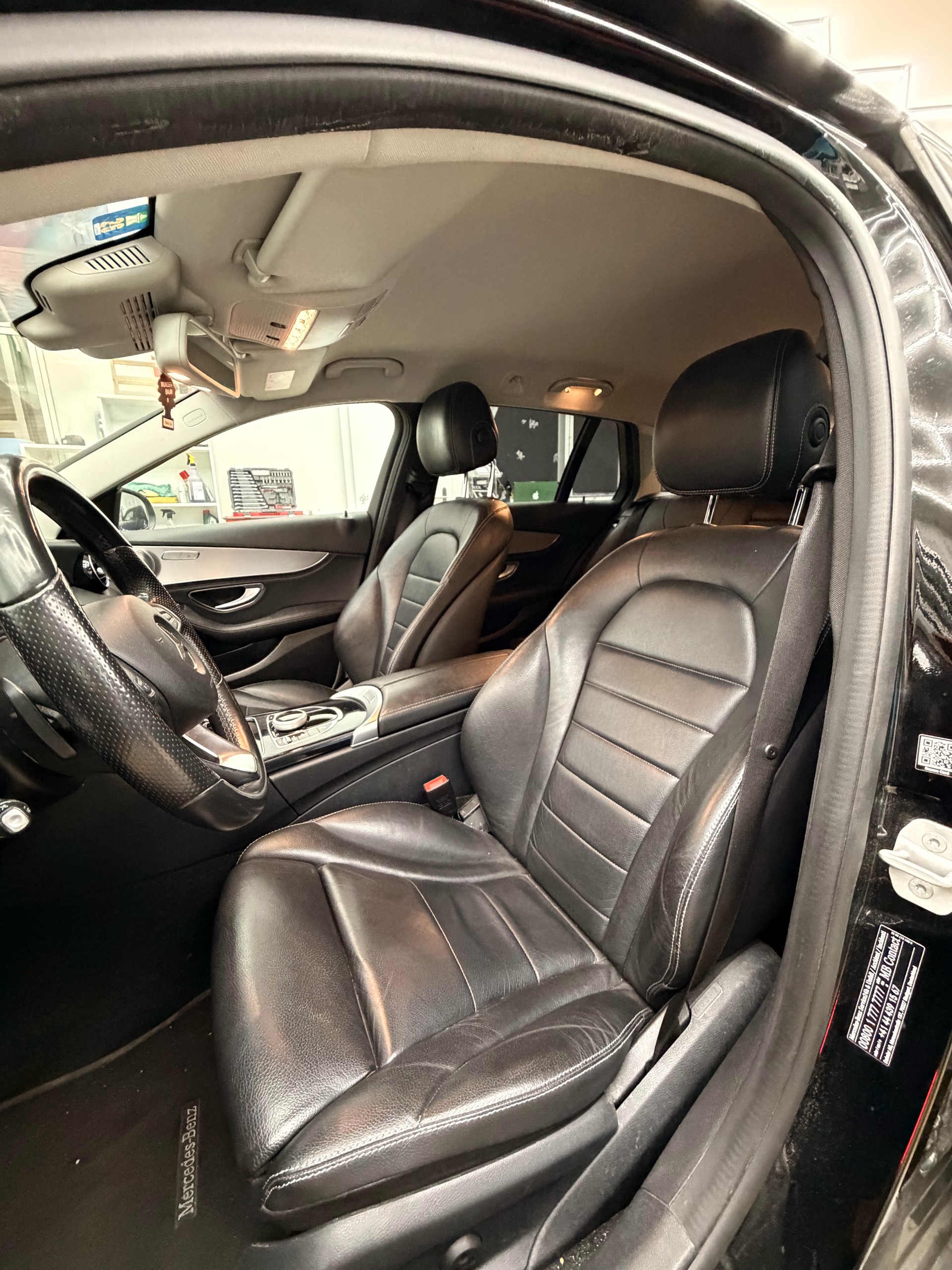 MERCEDES-BENZ C 350 e 7G-Tronic-image-12