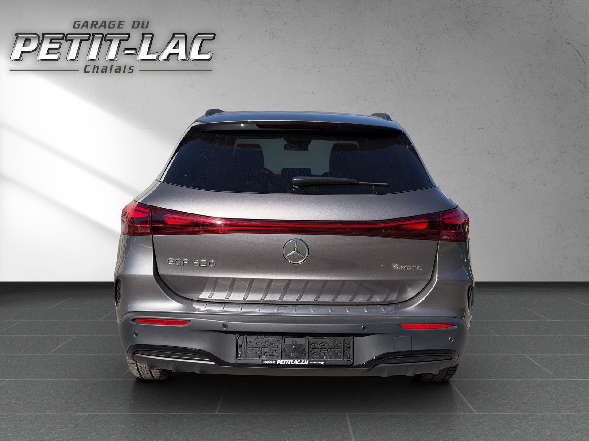 MERCEDES-BENZ EQA 350 AMG LINE 4Matic Swiss Star-image-7