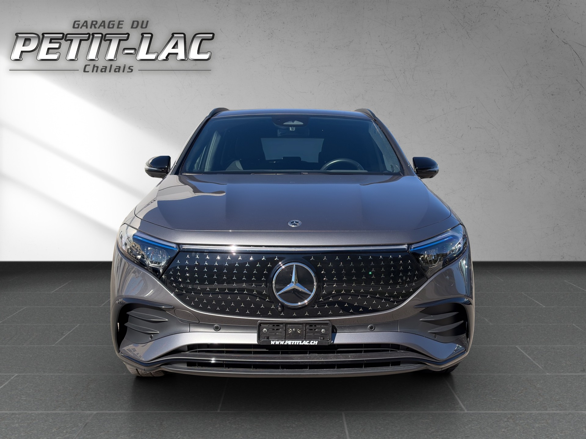 MERCEDES-BENZ EQA 350 AMG LINE 4Matic Swiss Star-image-1