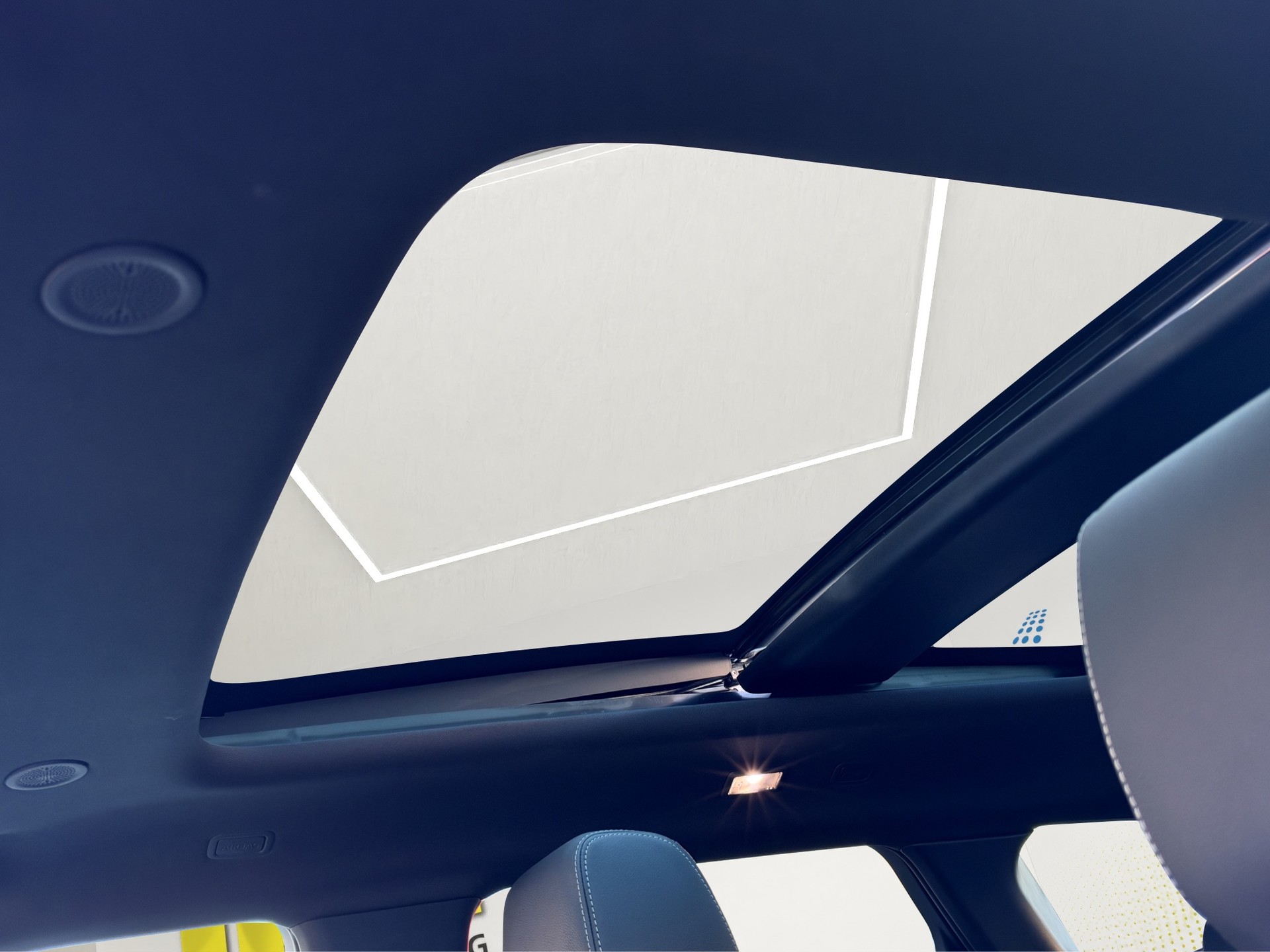 LAND ROVER Evoque P 270e Hoxton Black Edition HEAD UP DISPLAY! 5 Jahre Werksgarantie!-image-15