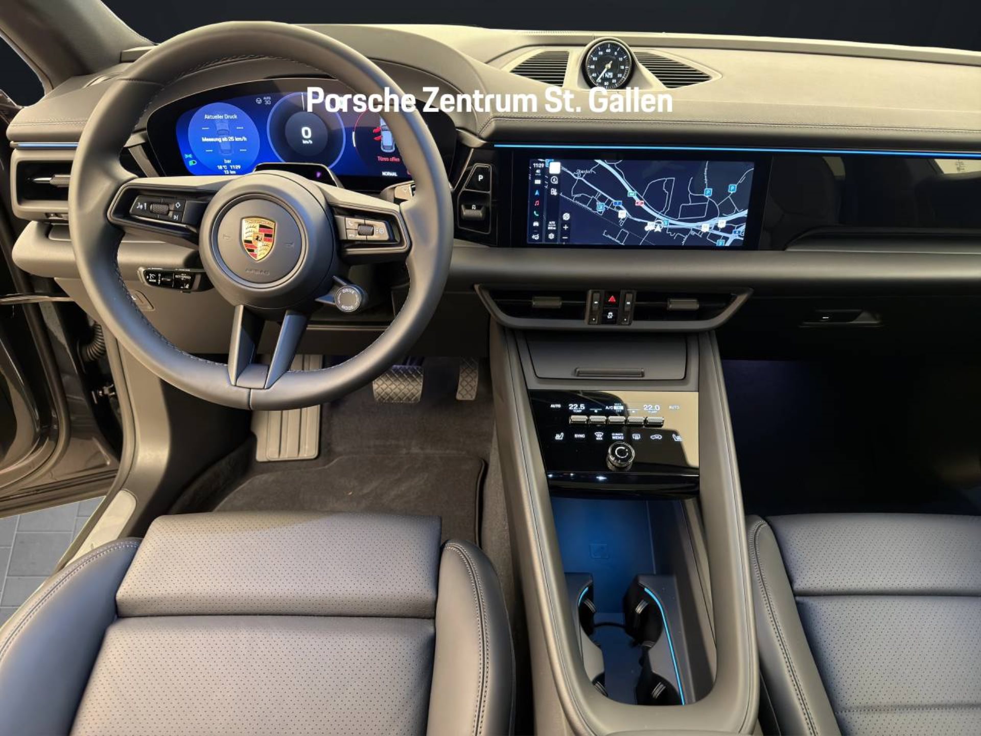 PORSCHE Macan 4-image-21