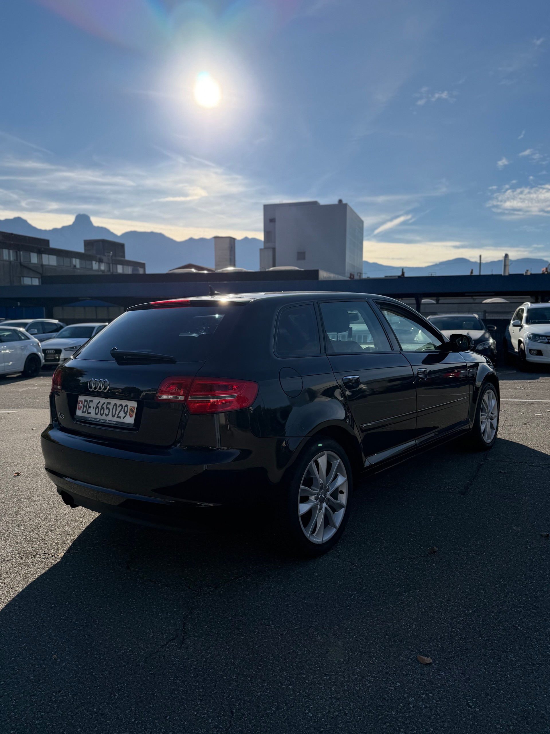 AUDI A3 Sportback 1.8 TFSI Ambiente S-tronic-image-6