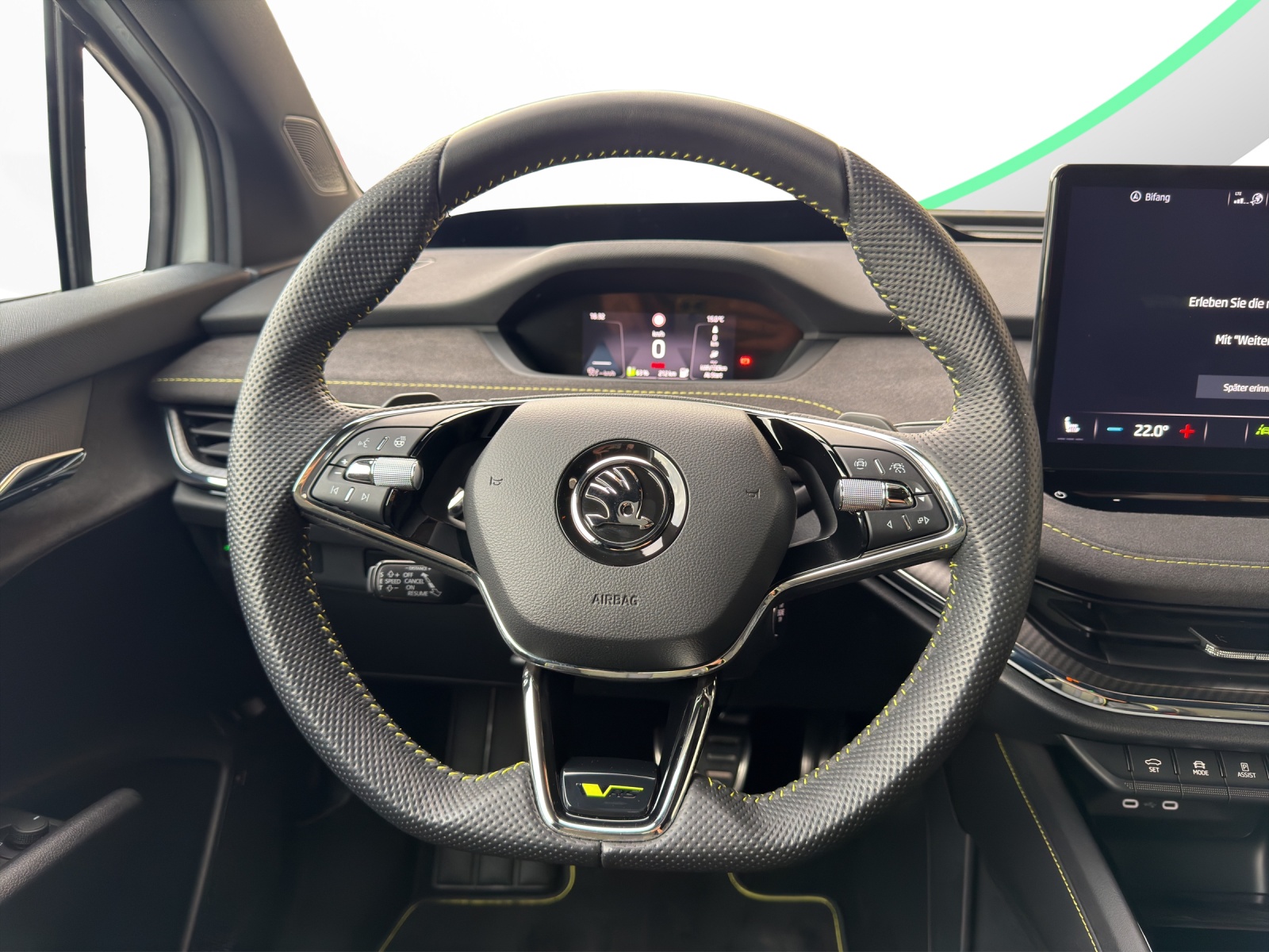 SKODA Enyaq Coupé RS iV 80 4x4-image-9