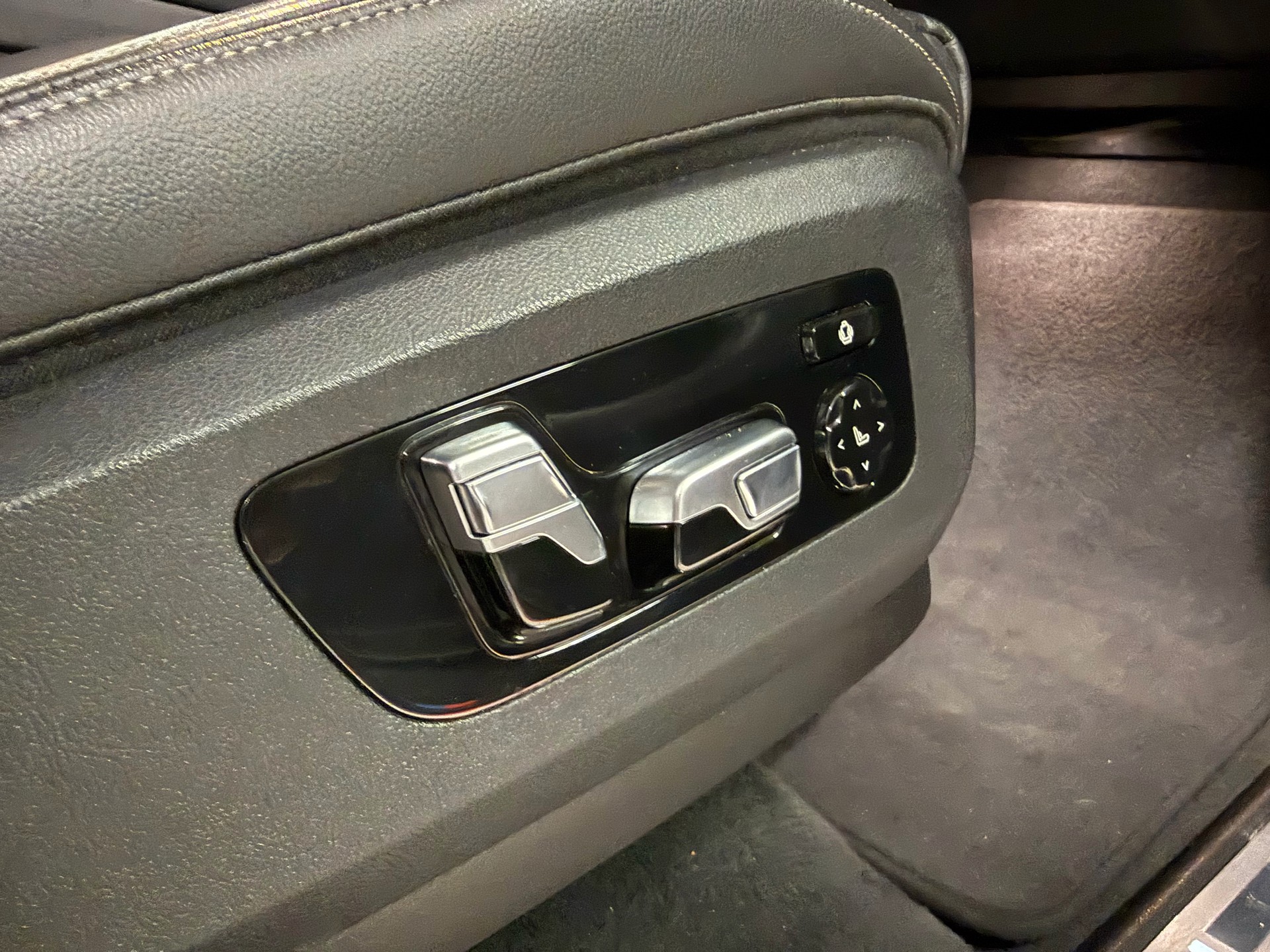BMW X5 xDrive 30d Steptronic-image-28
