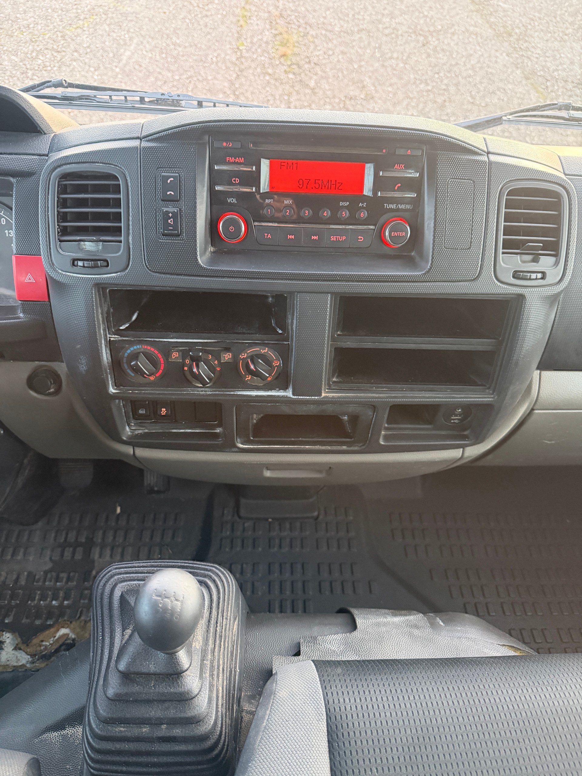 RENAULT Maxity 150.35 - 6 Places - Expertise du jour-image-9