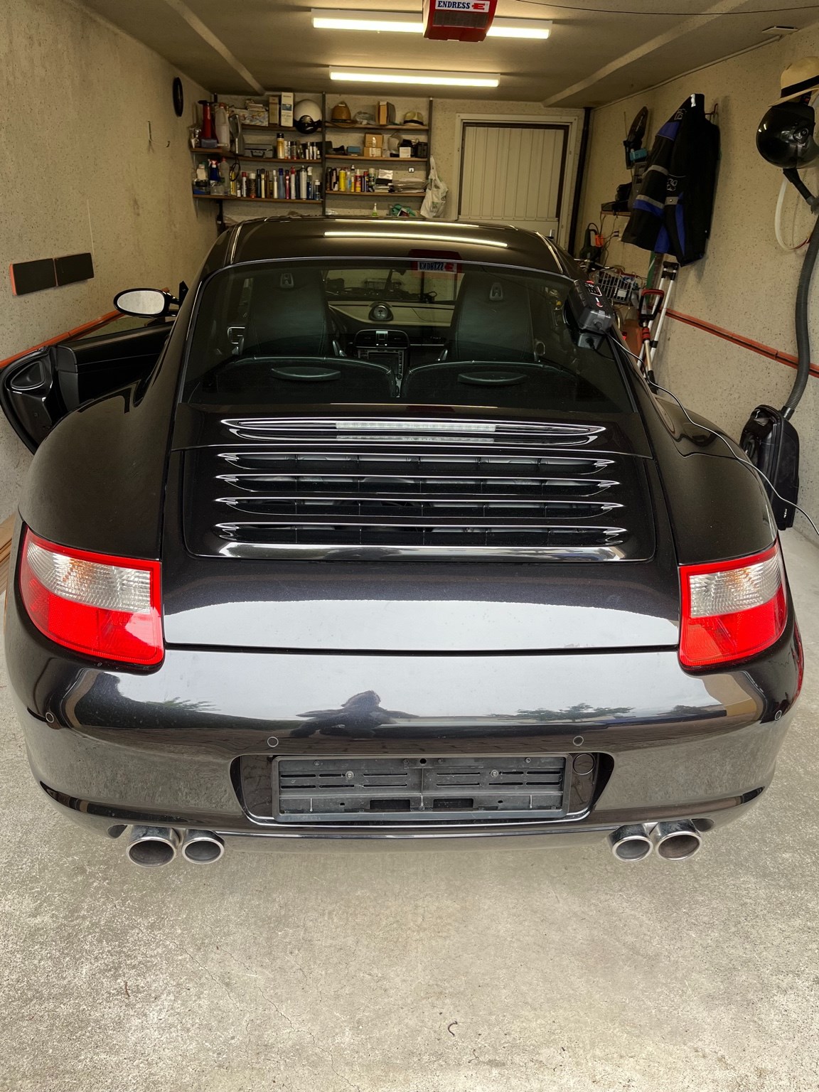 PORSCHE 911 Carrera 4S-image-11